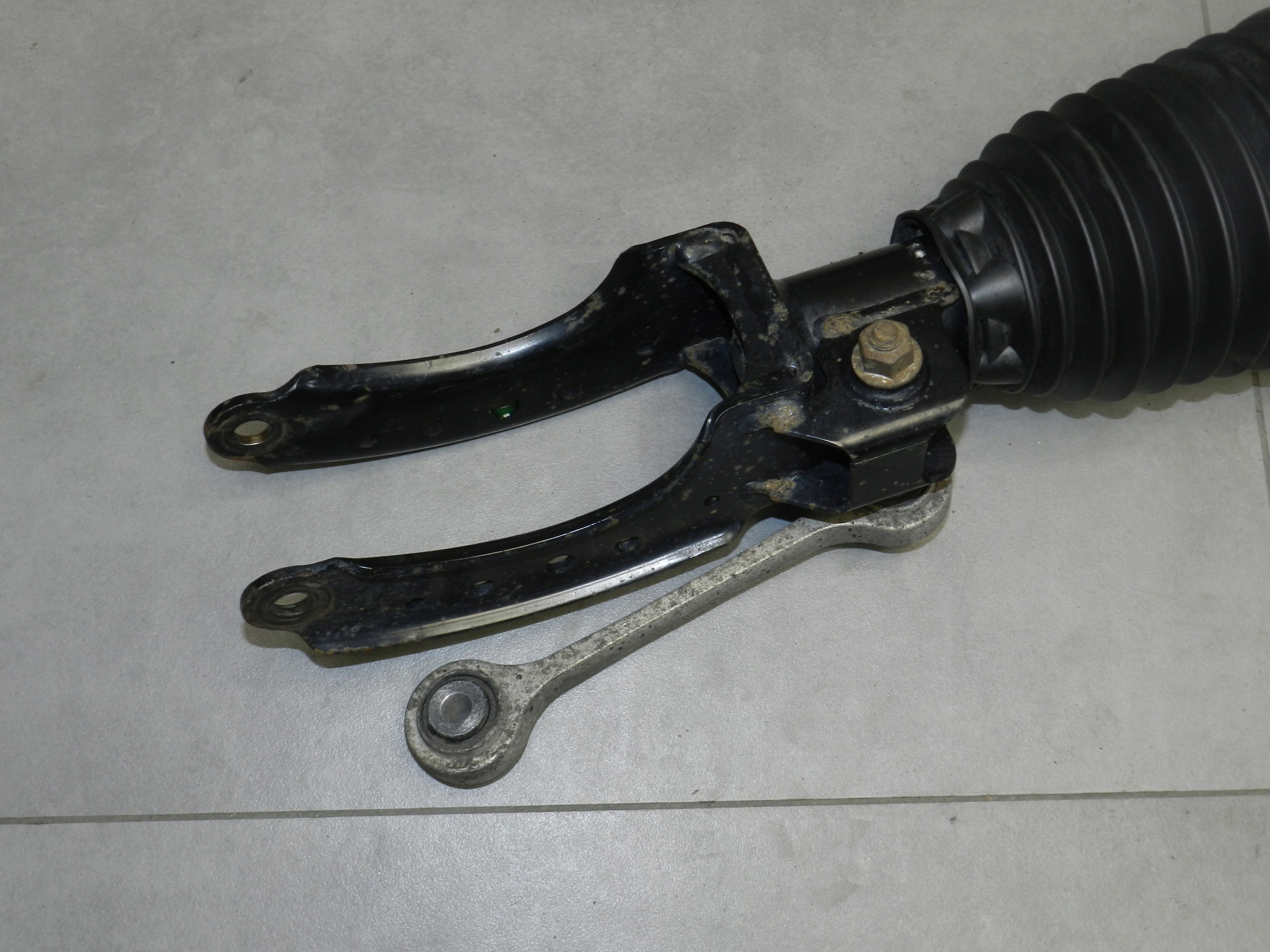 VW TOUAREG 7P shock absorber right front 7P6616040H