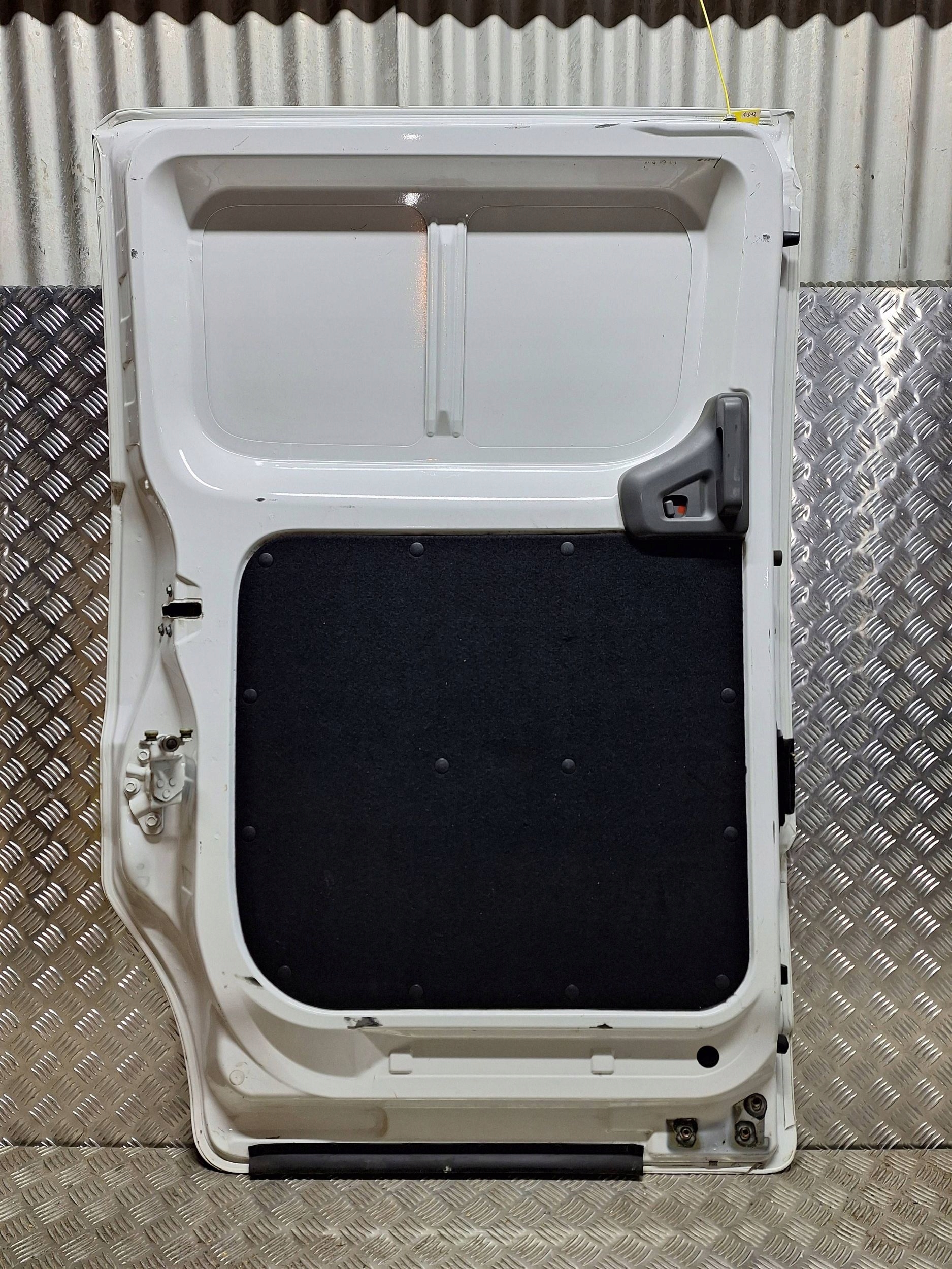 door sliding left NISSAN NV200 complete 09-19