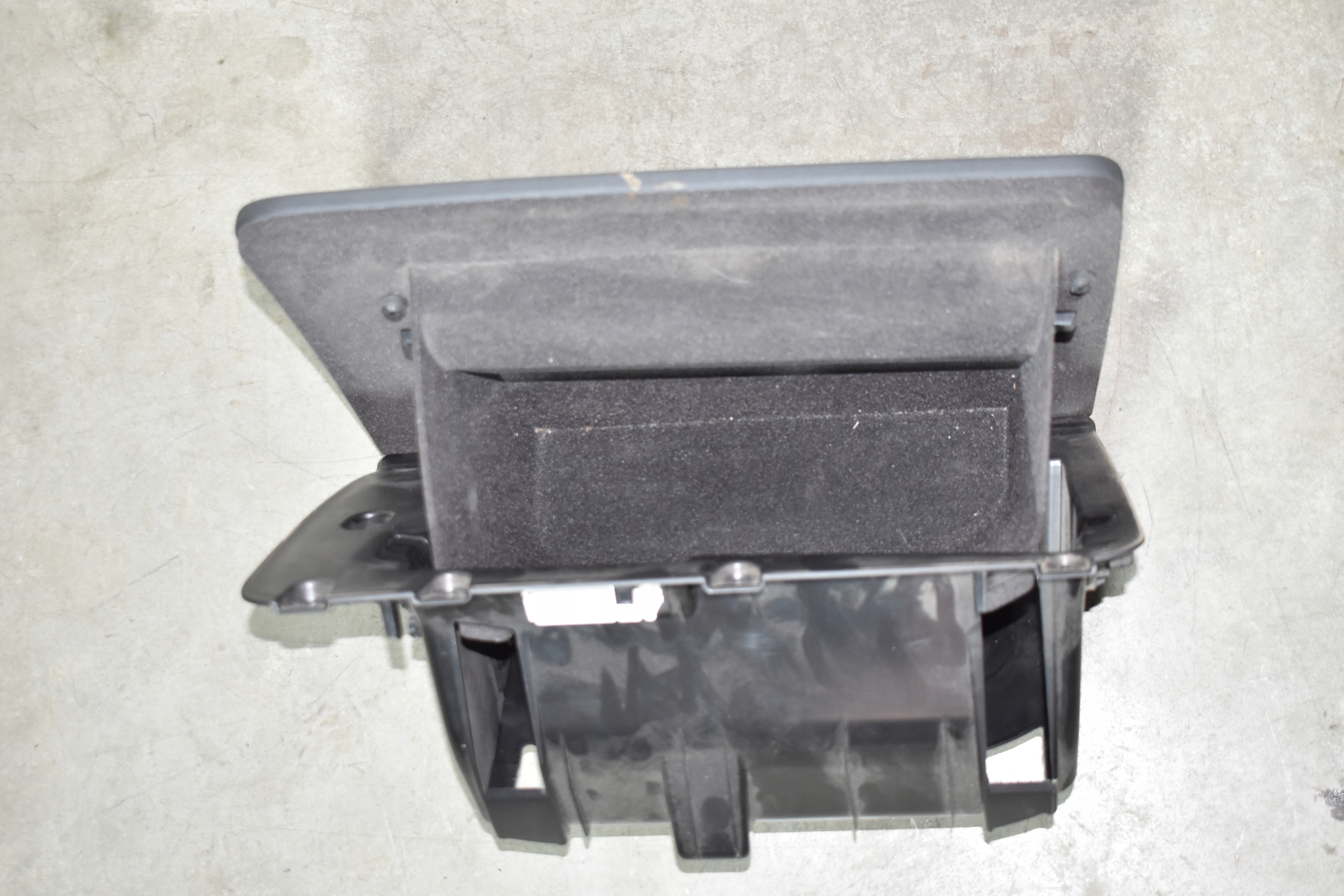 IDEALNY Handschuhfach des Beifahrers BMW G01 1