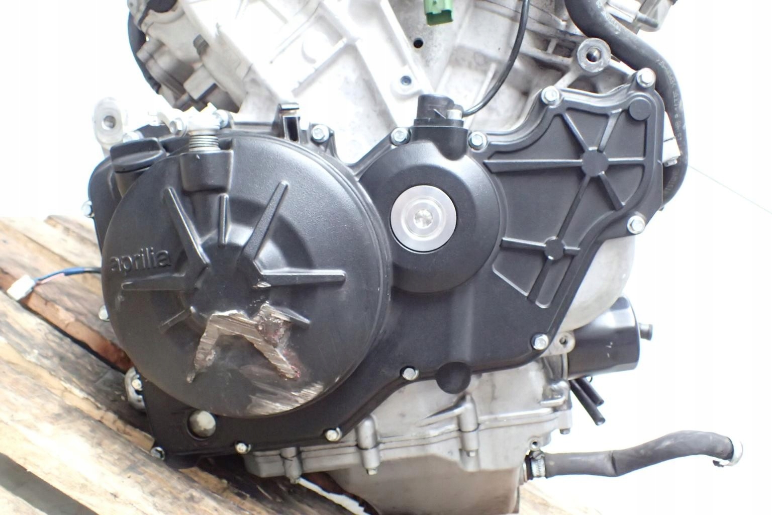 Silnik Aprilia Tuono 1000 V4 R RSV4 11-13 Gwaranc Waga produktu z opakowaniem jednostkowym 60 kg
