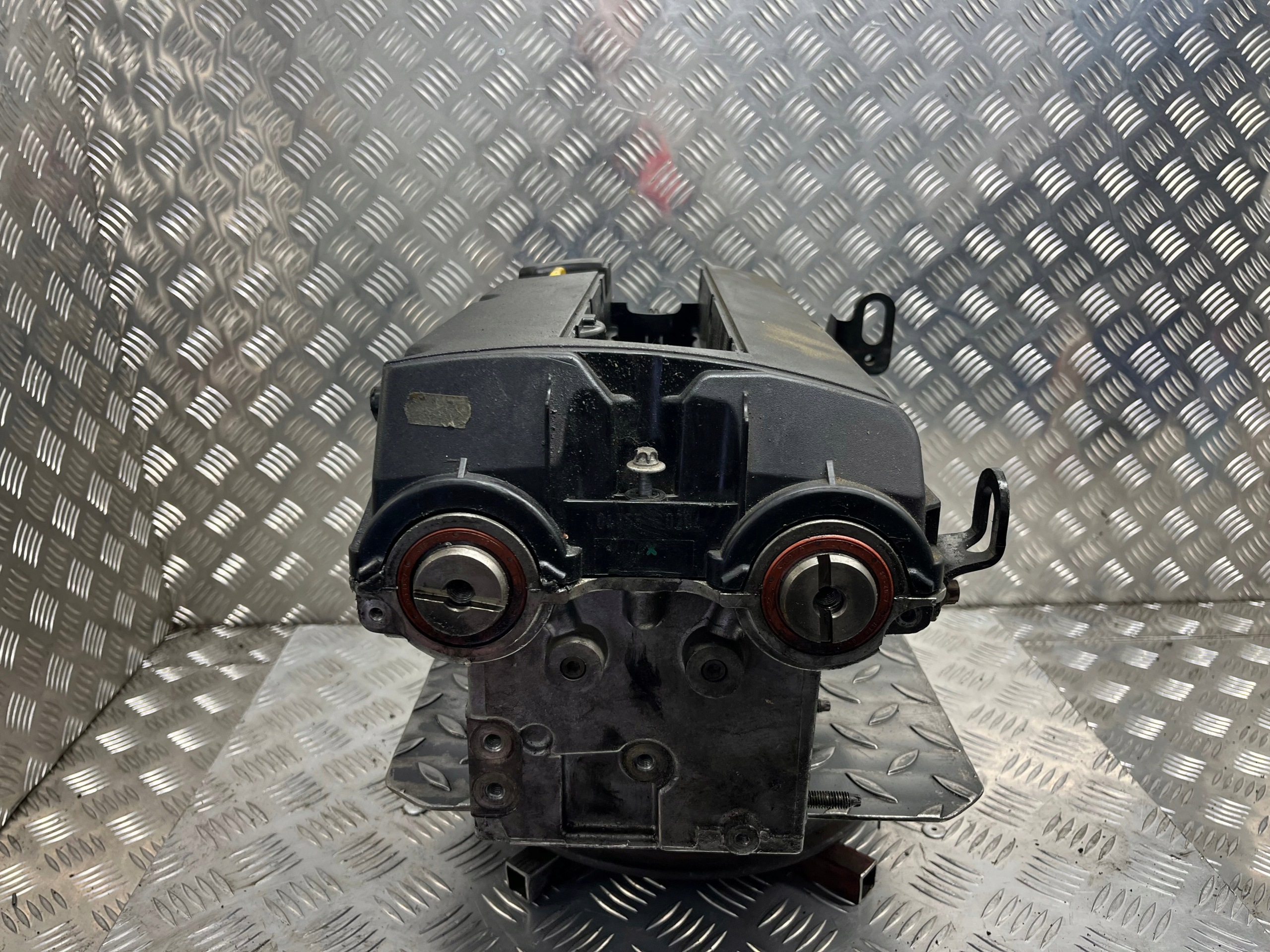 tête du moteur complète OPEL ASTRA H 24461591