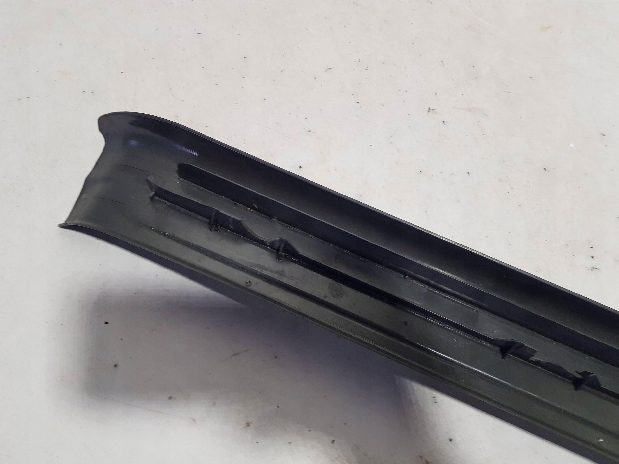 moulding threshold right side Mercedes SL R230 W230 cap