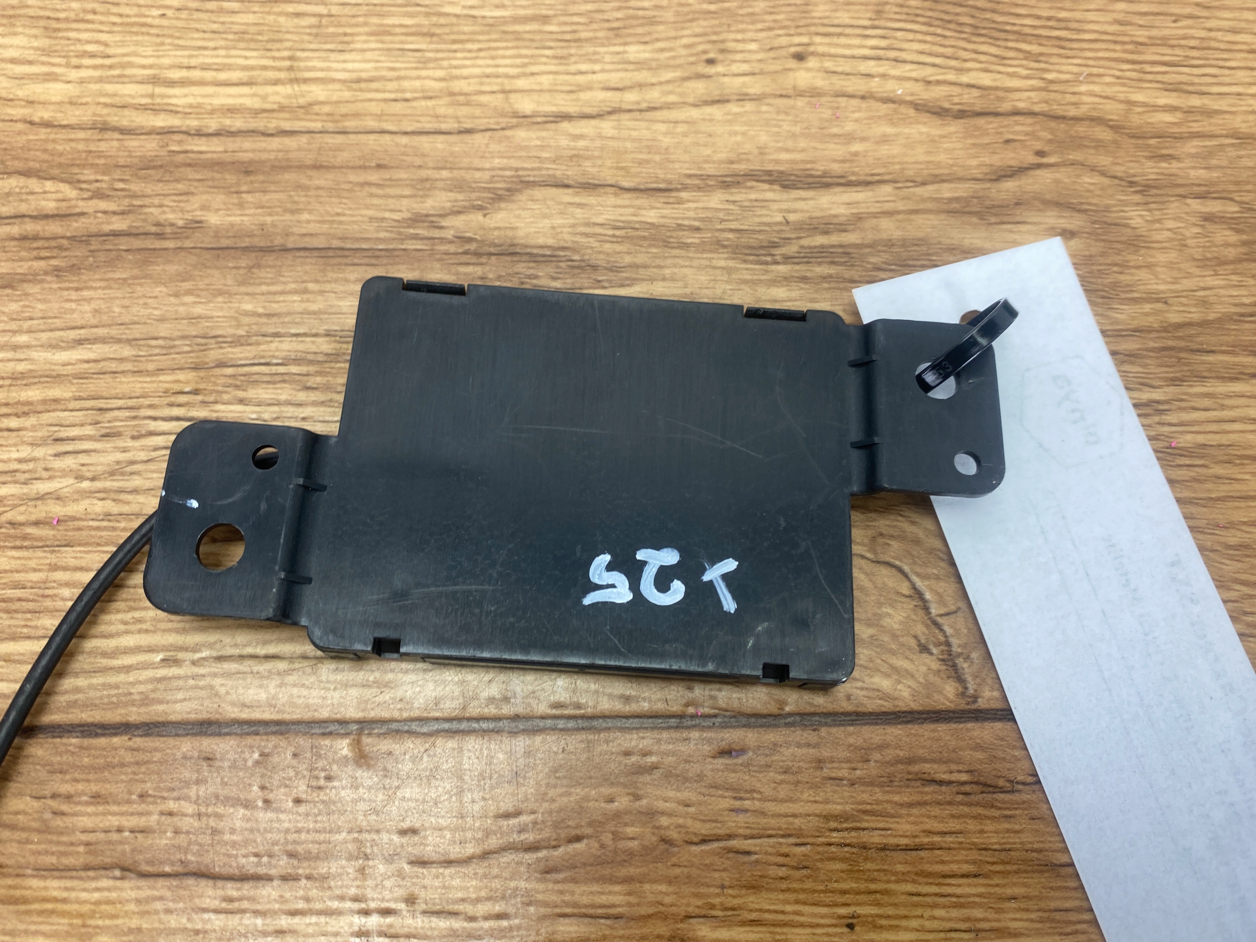 module aerial amplifier Dodge Challenger Charger 2015+ USA