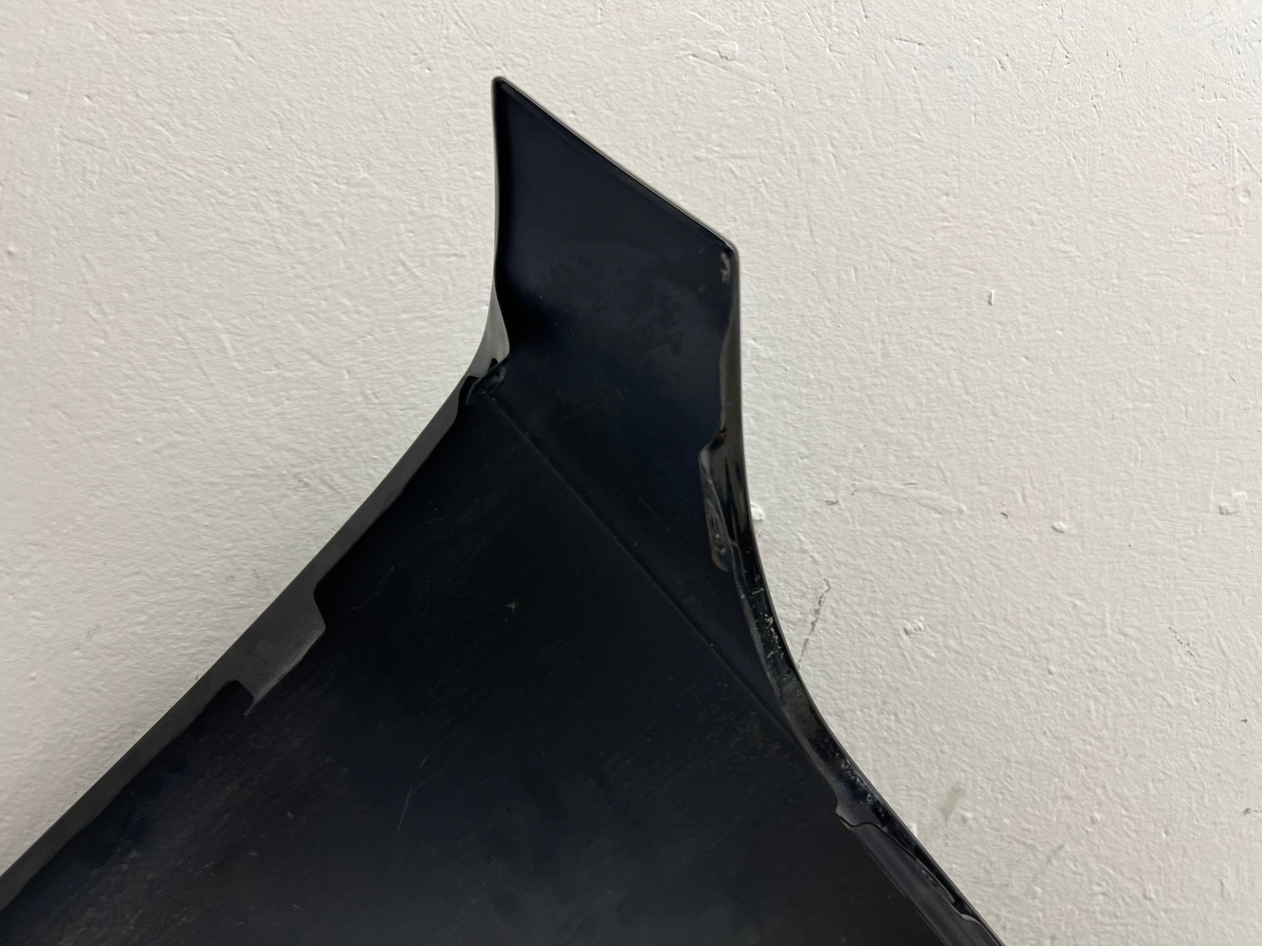 AUDI A7 4G8 fender left front black damaged LX7U