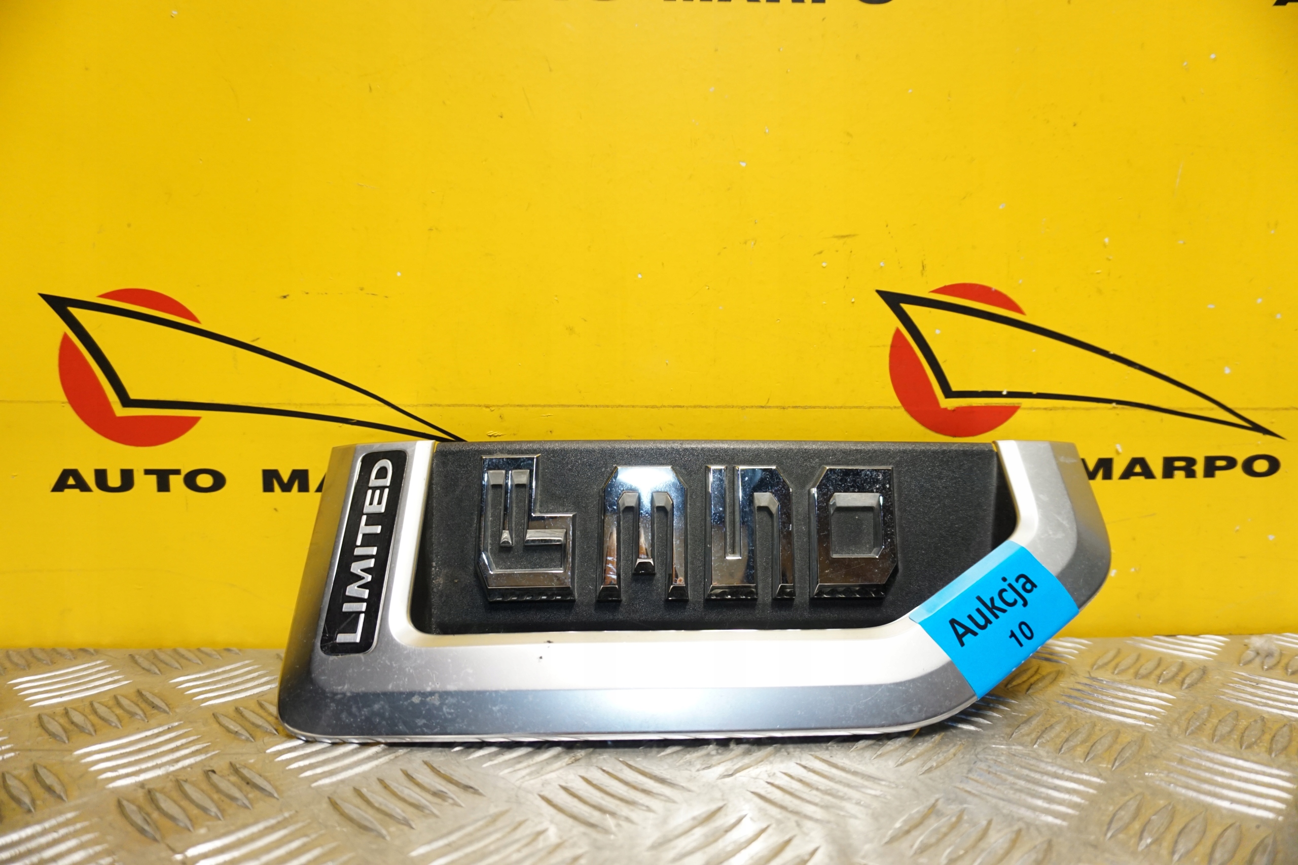 FORD F350 2017-2020 Emblemat Lewy JC3B35000A73 Numer katalogowy części JC3B35000A73