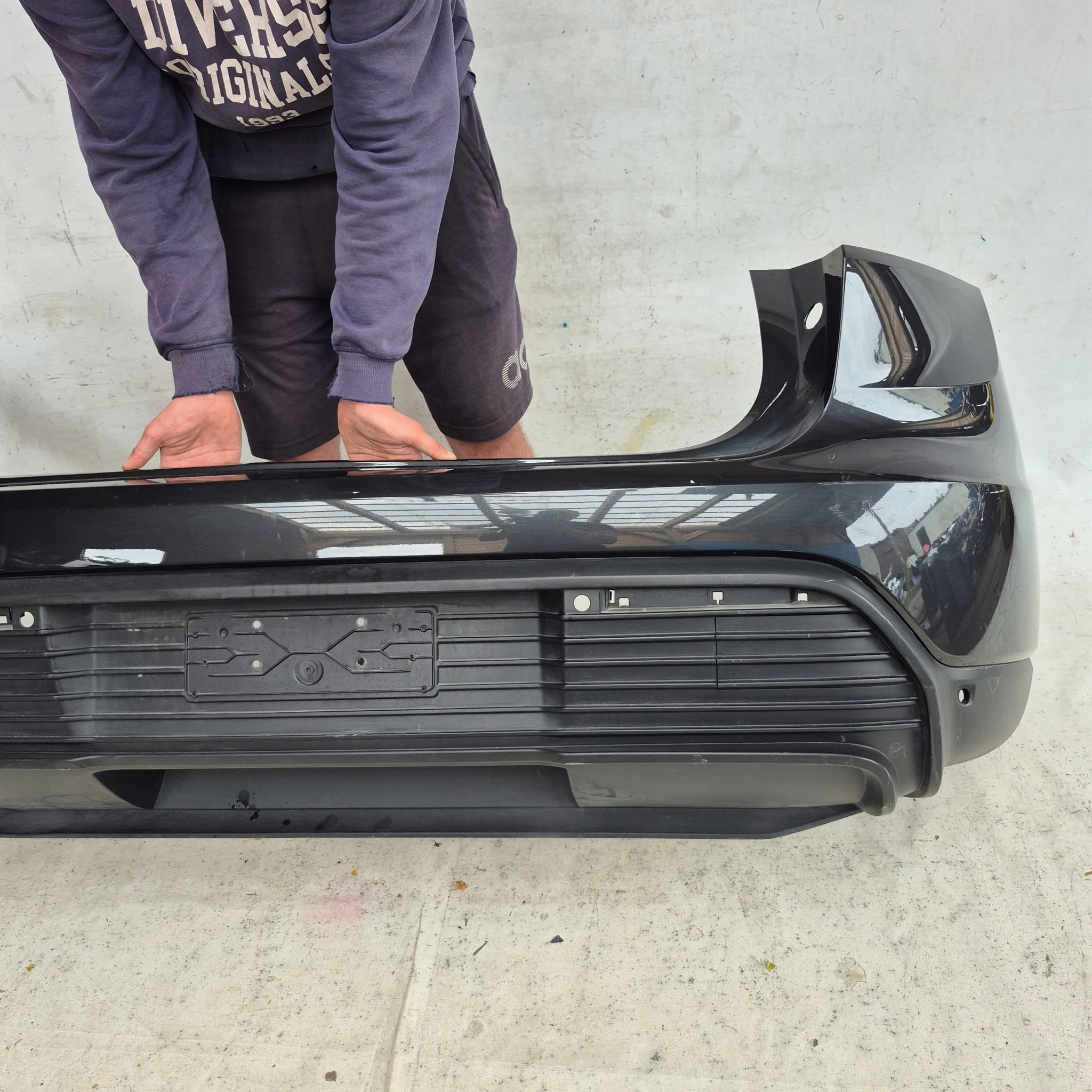 PORSCHE MACAN 95C 24- bumper rear part rear PDC