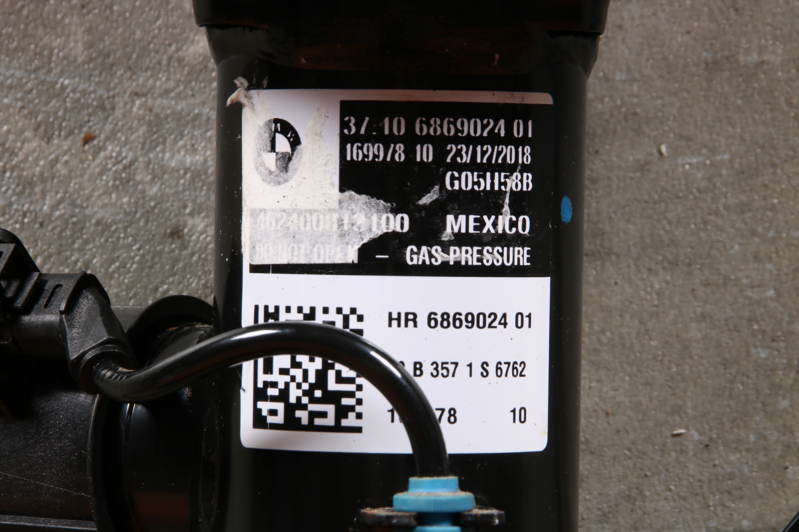 BMW X5 G05 shock absorber right rear part rear VDC 6869024