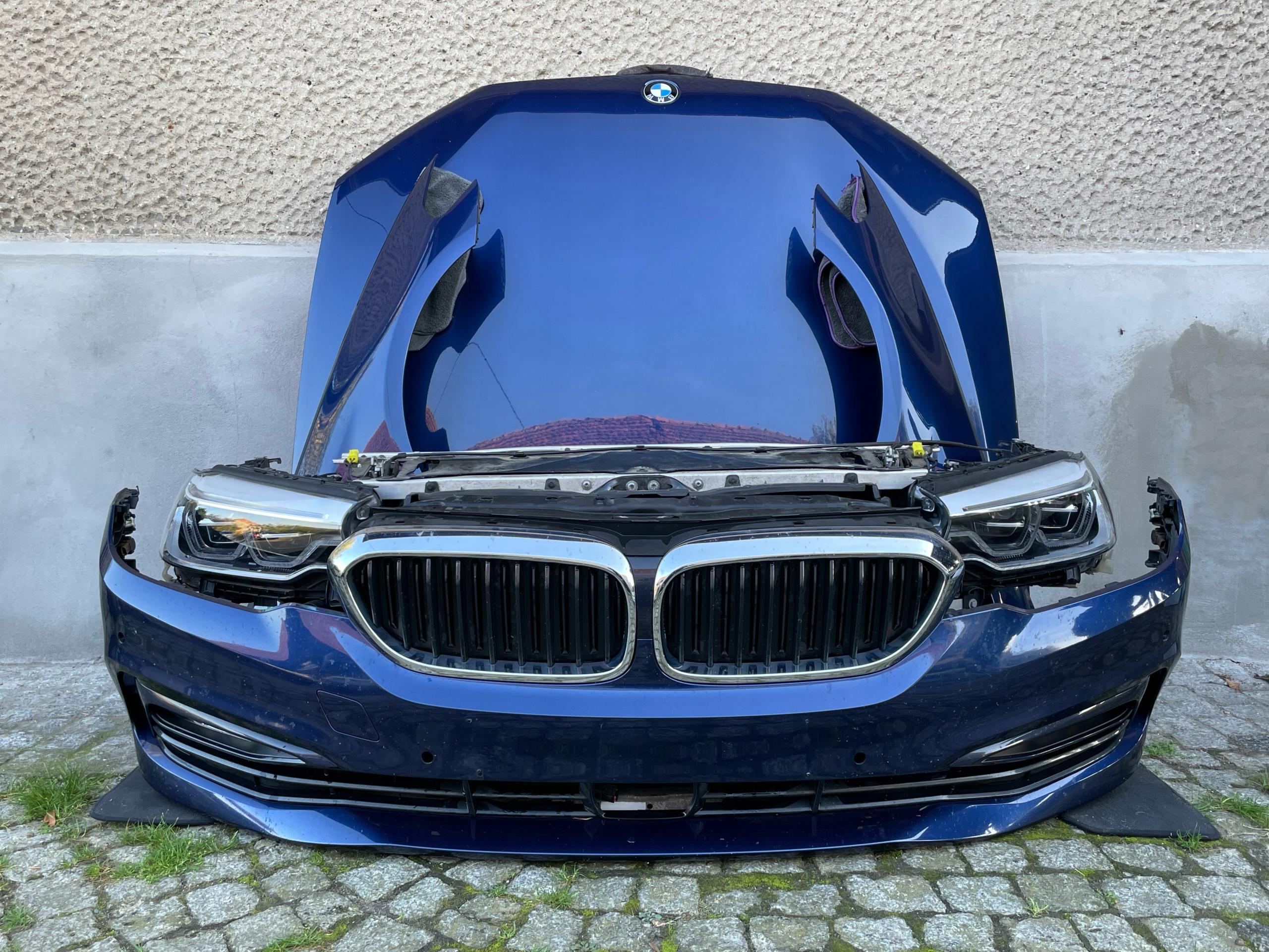 BMW 5 G30 G31 MASKA BŁOTNIK LAMPY ADAPTIVE LED ZDERZAK C10