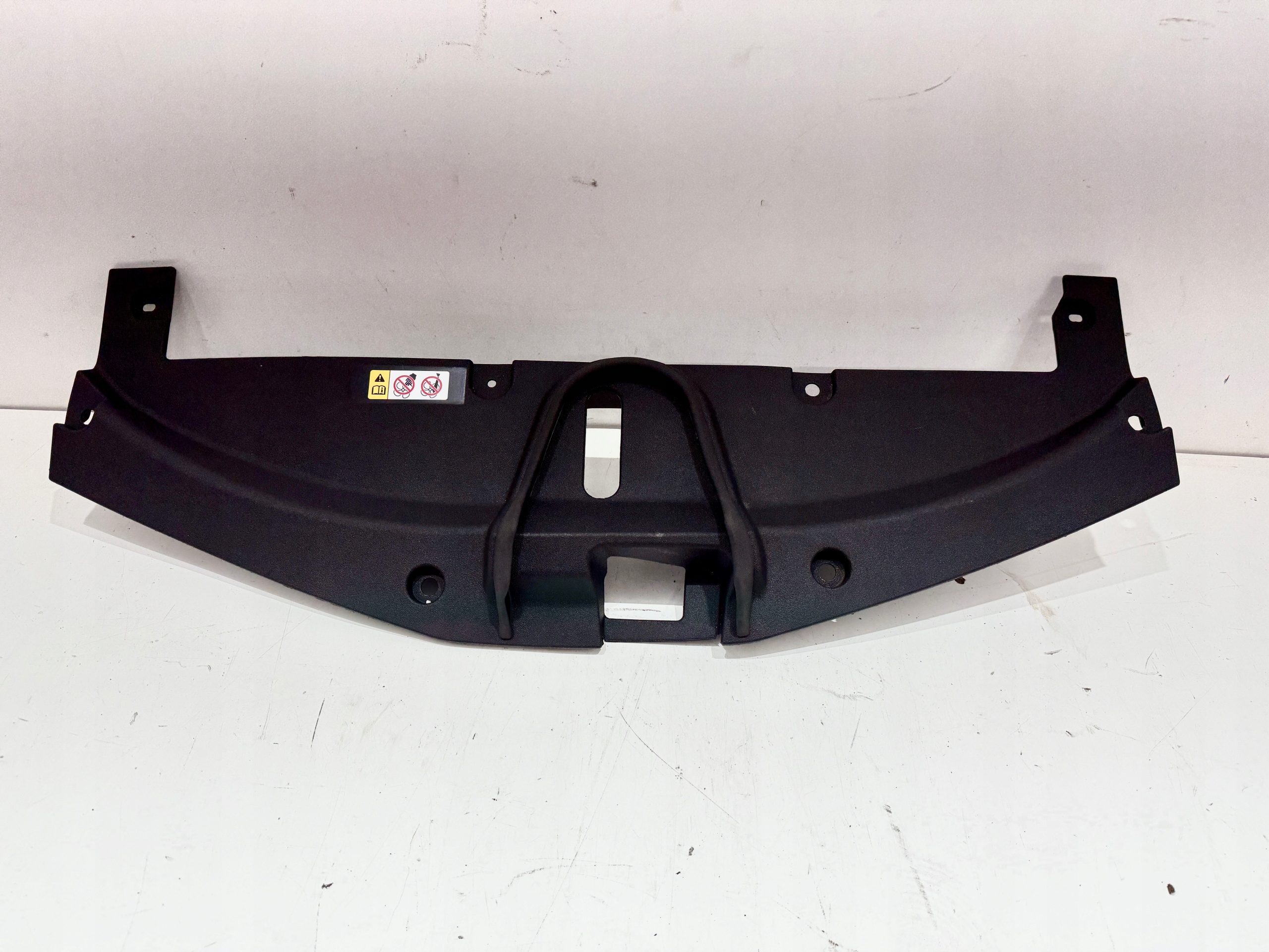 TOYOTA COROLLA E21 OSŁONA GÓRNA PASA PRZEDNIEGO GRILLA ORYGINAŁ !