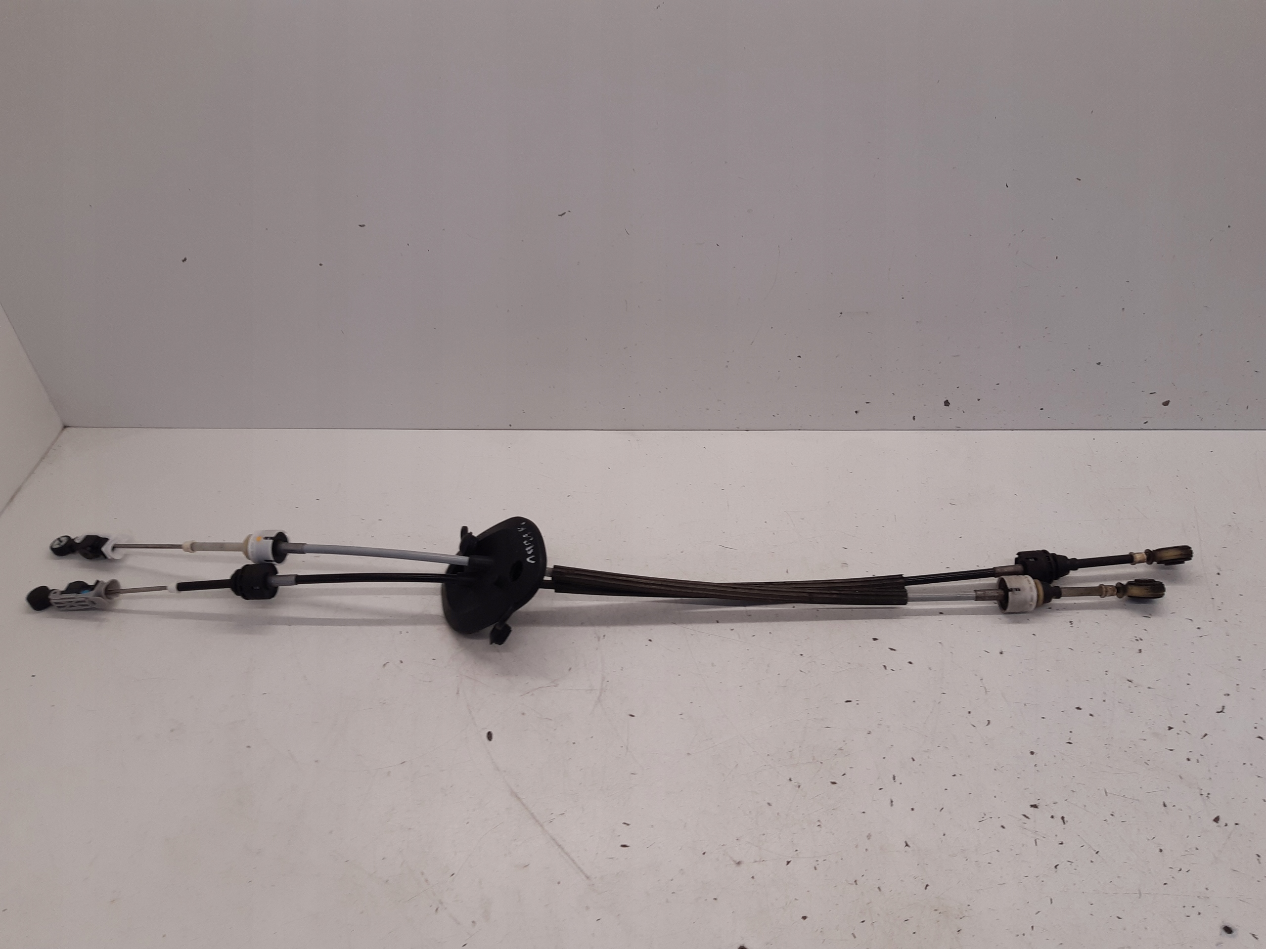 Câble Mecanisme levier vitesse 55499827 Opel Astra K