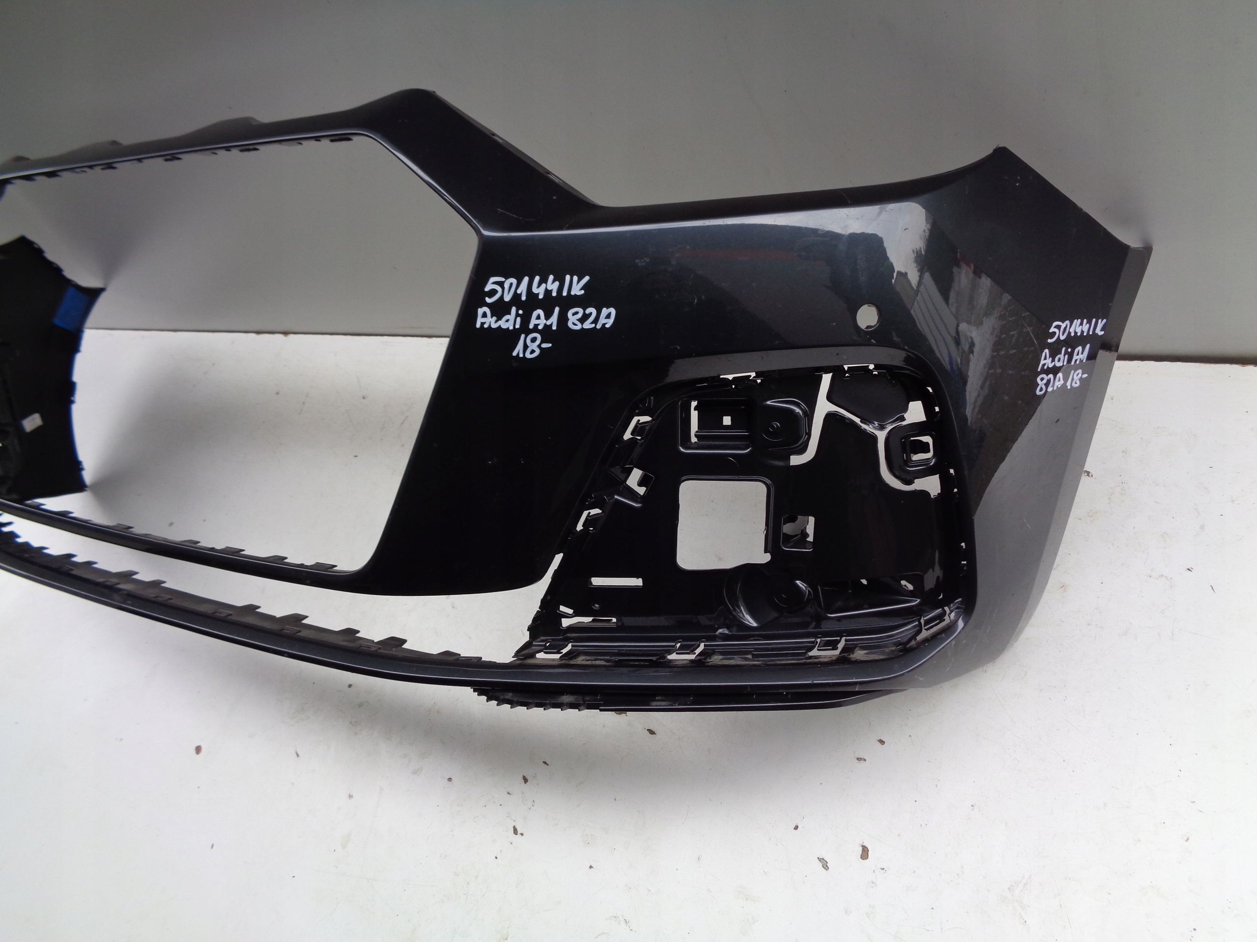 Frontstoßstange AUDI A1 II 82A 18- NR 50144