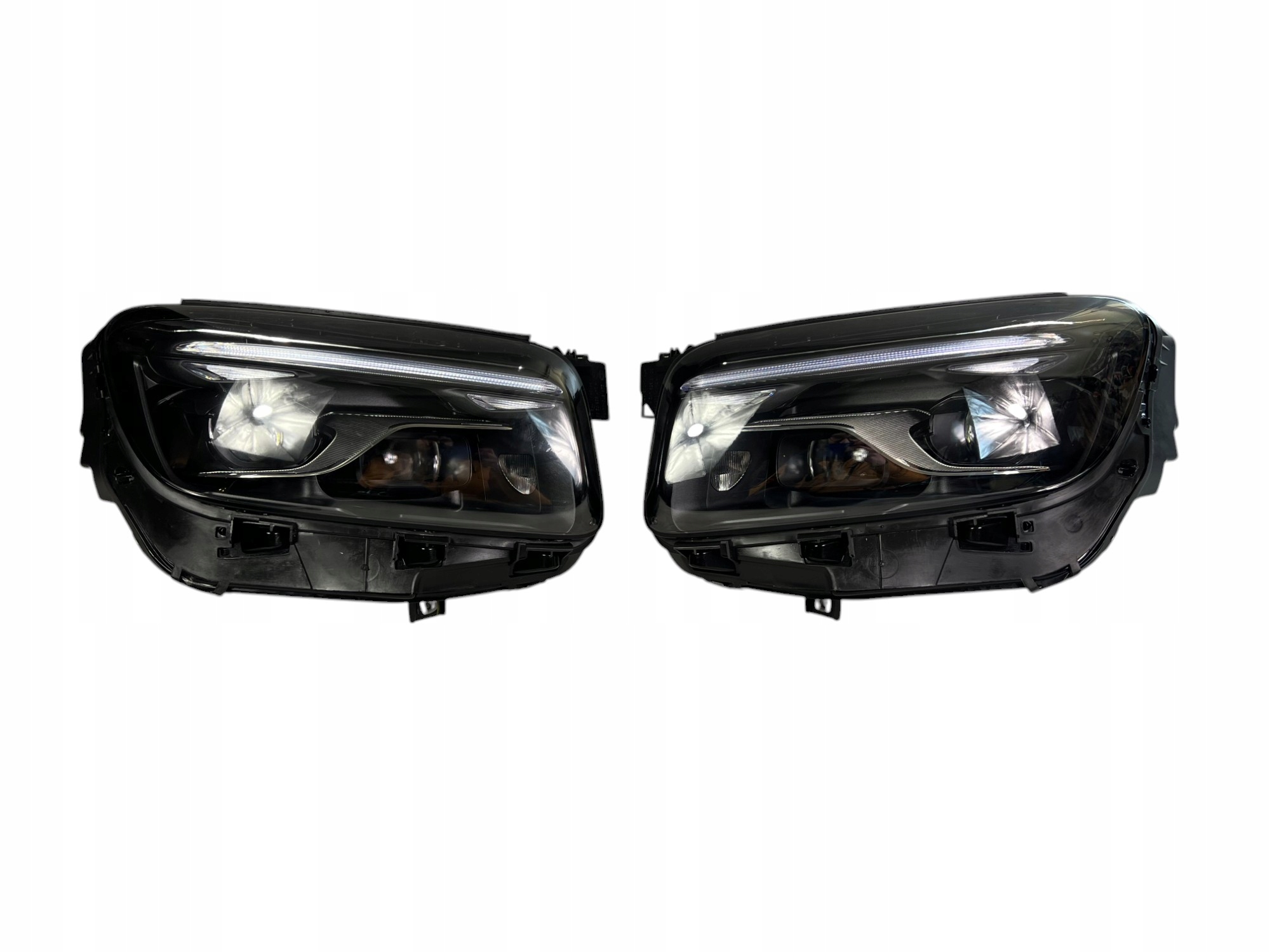 REFLEKTORY LAMPY LEWA PRAWA MERCEDES W247 X247 GLB LIFT MULTIBEAM LED