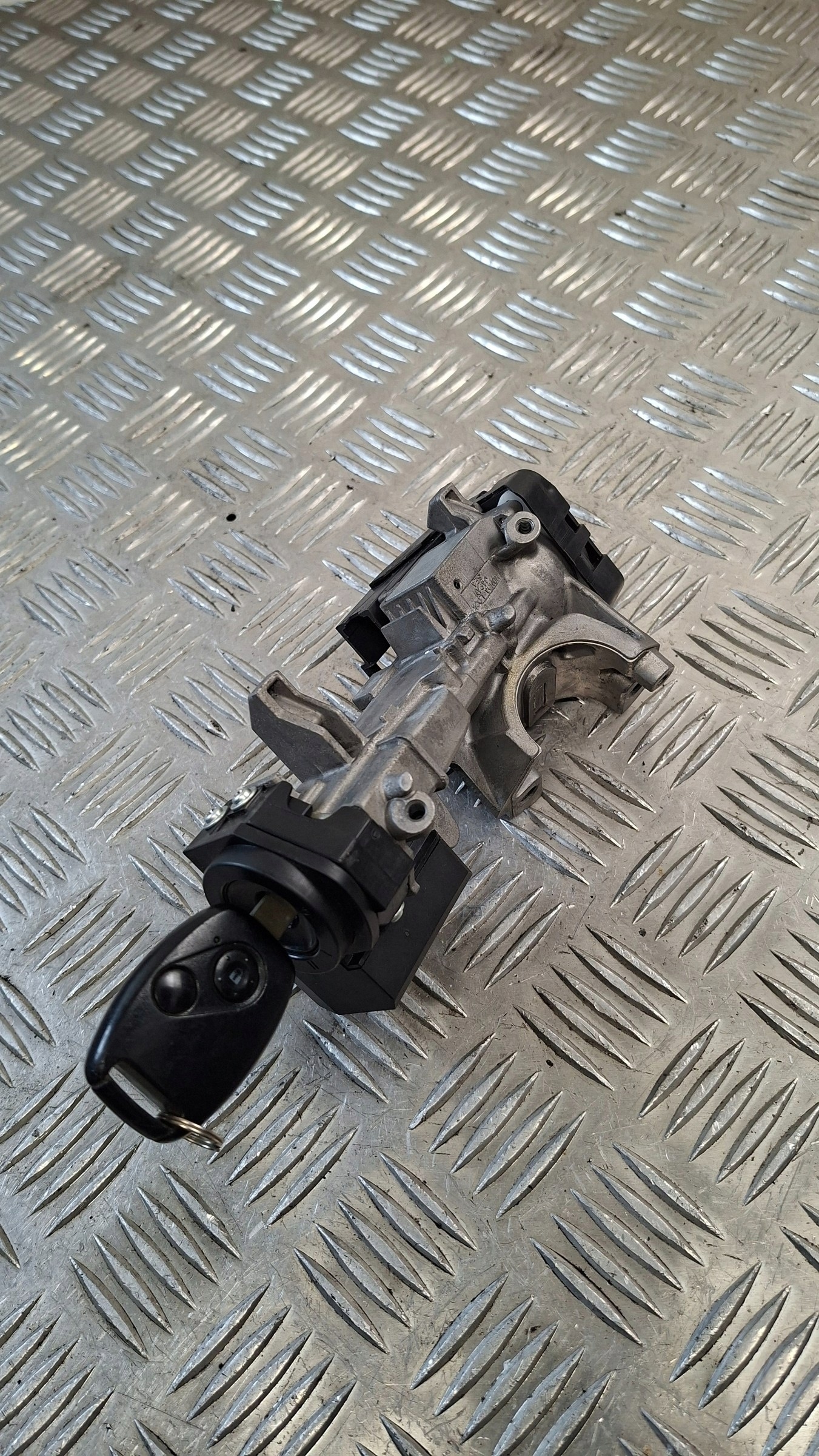 ignition HONDA CIVIC VIII