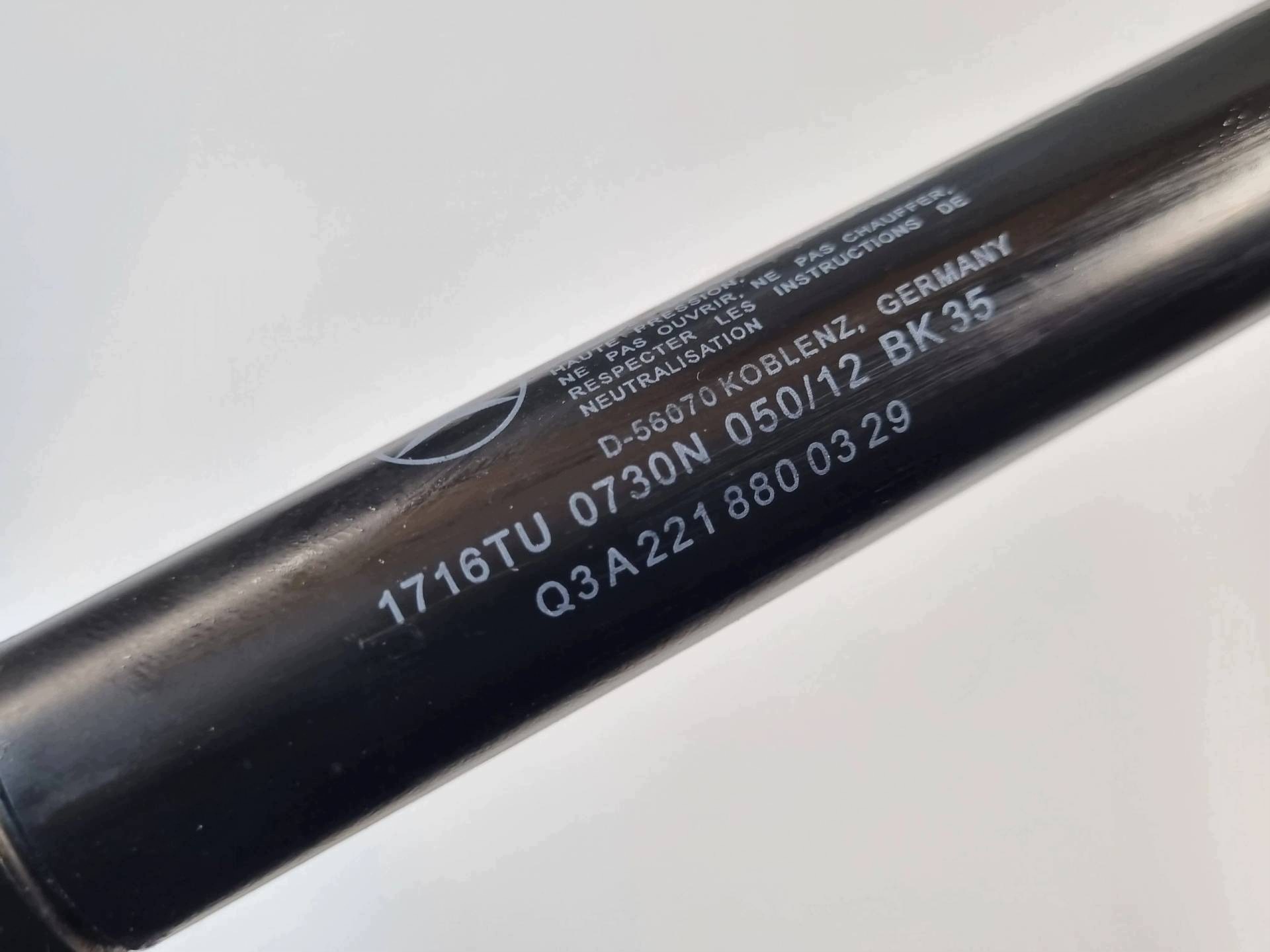 damper bonnets Mercedes-Benz S W221 facelift 2012 A2218800329