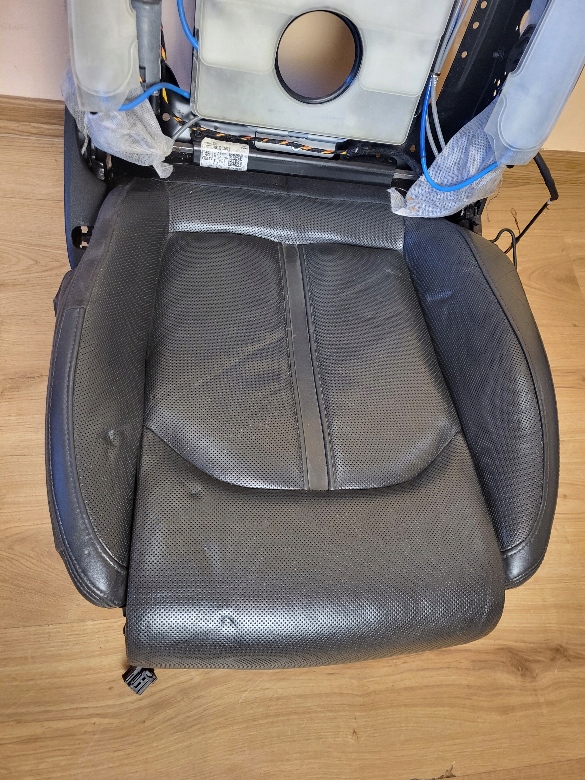 seat left front driver´s AUDI A6 C7 A7 4G black leather SOUL VALCONA DO OE