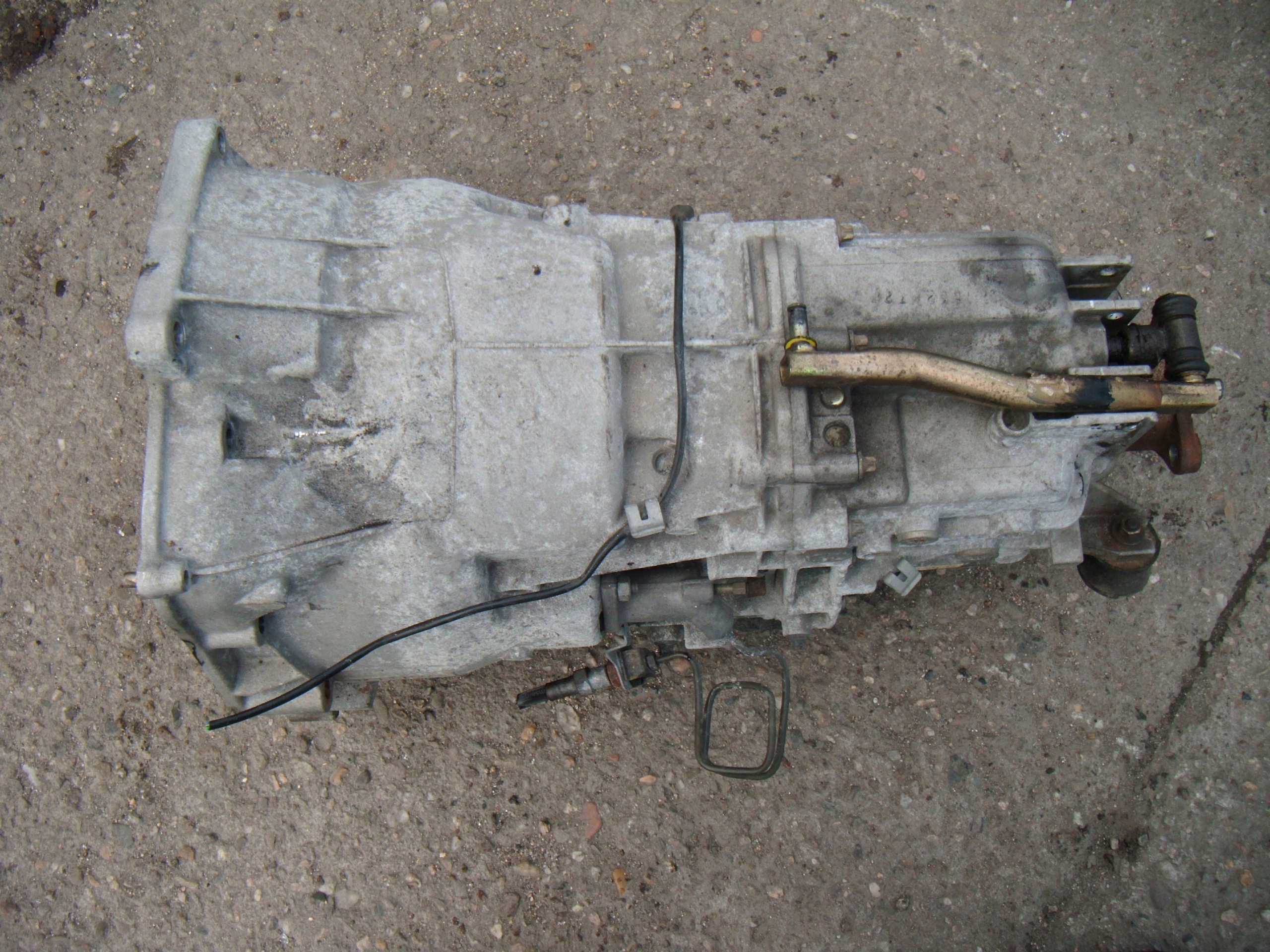 BMW E46 COMPACT 2.0 TD SKRZYNIA BIEGÓW 1065401045