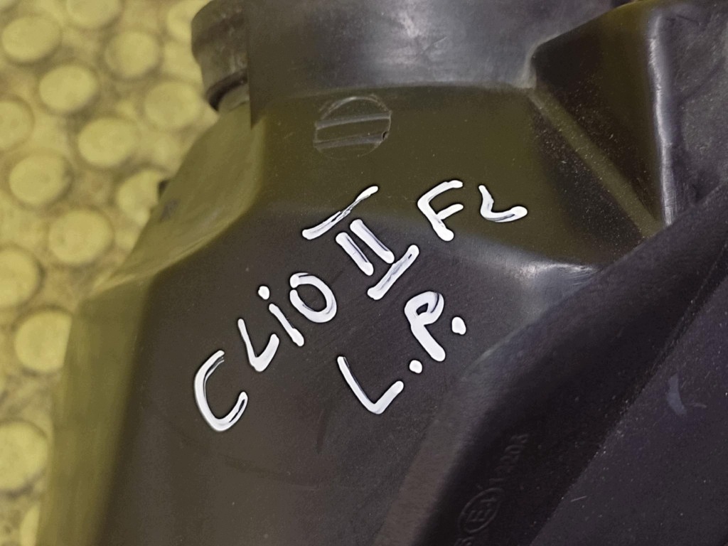 RENAULT CLIO II LIFT REFLEKTOR light left front