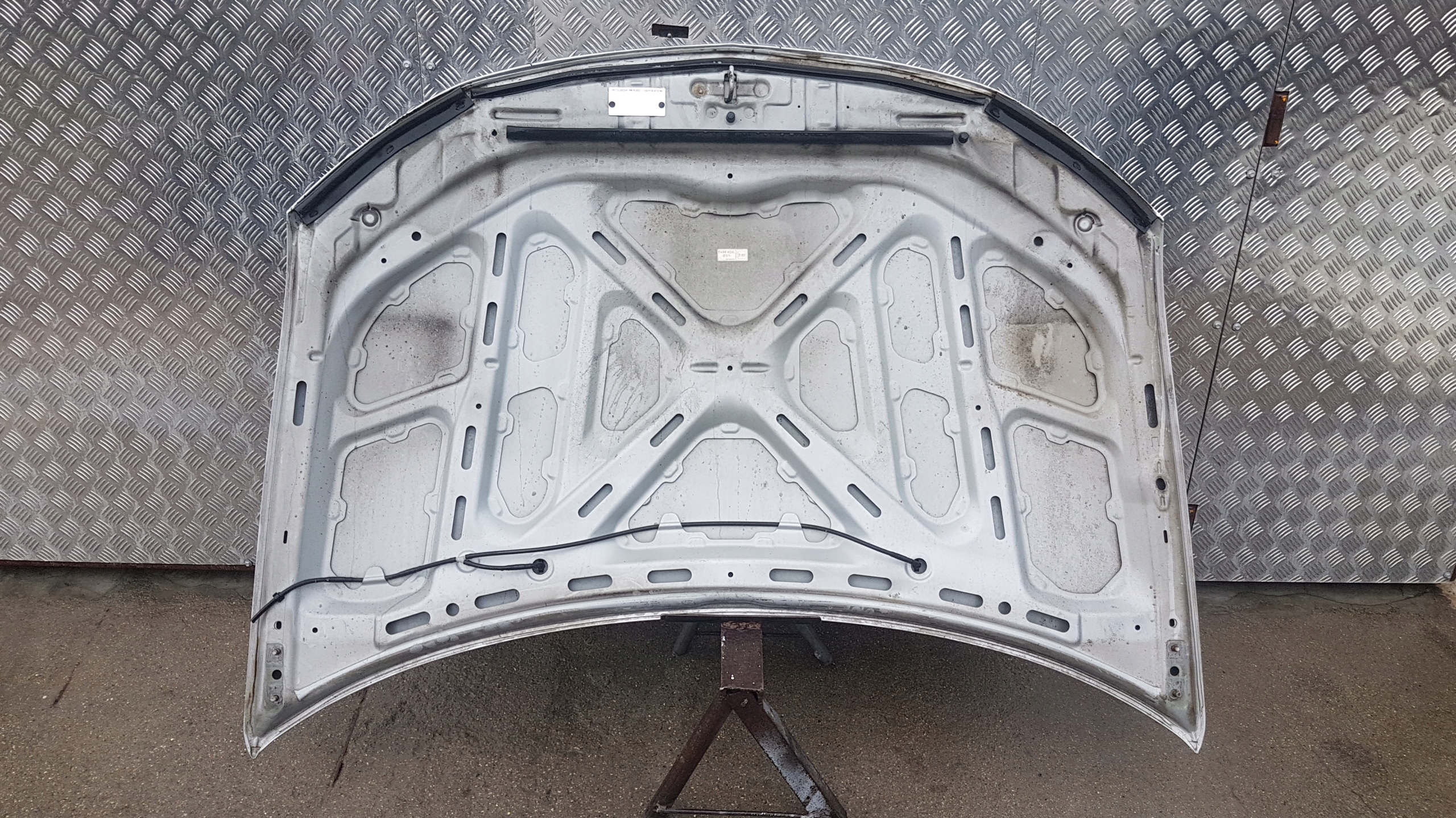 Capot MITSUBISHI OUTLANDER 06-10 LAK: A31A