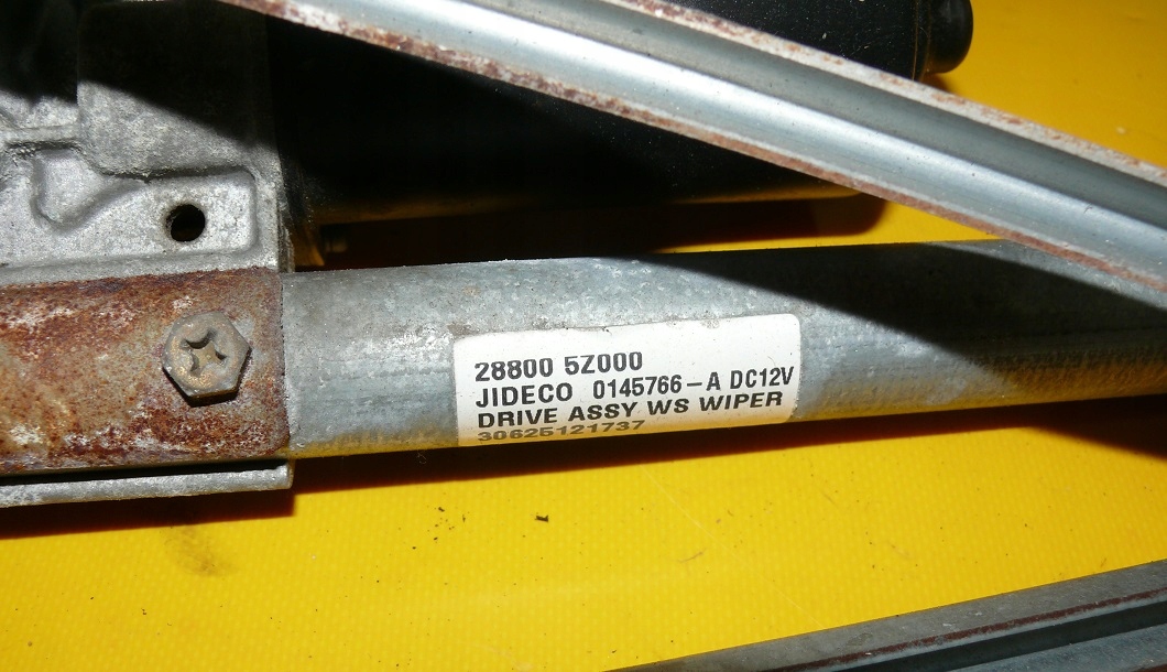 wiper mechanism front NISSAN QUEST III 02-09