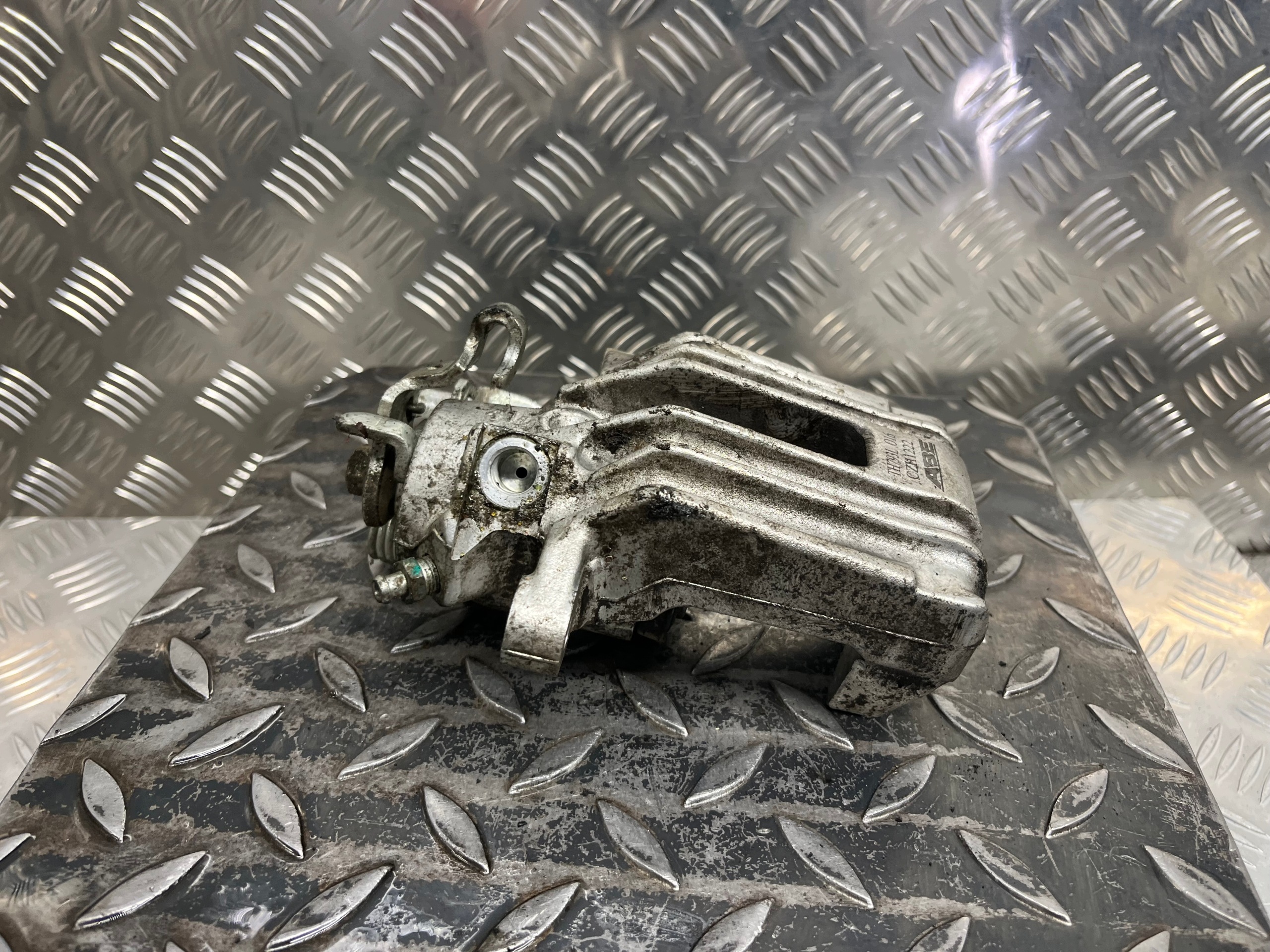 caliper brake left rear part rear VOLKSWAGEN GOLF 4