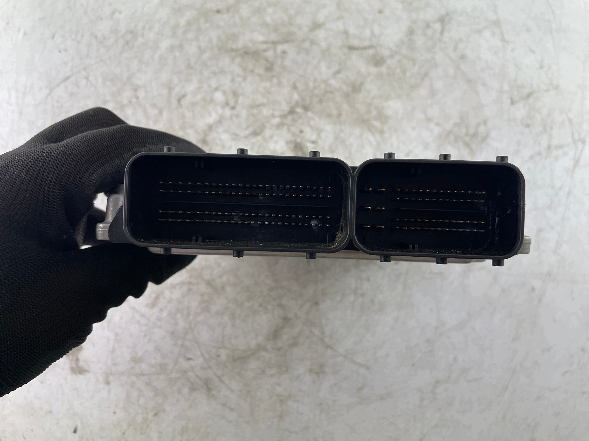 unité de commande électronique uce moteur DDE7 789 572 BMW 3 E46 320d 0 281 010 565