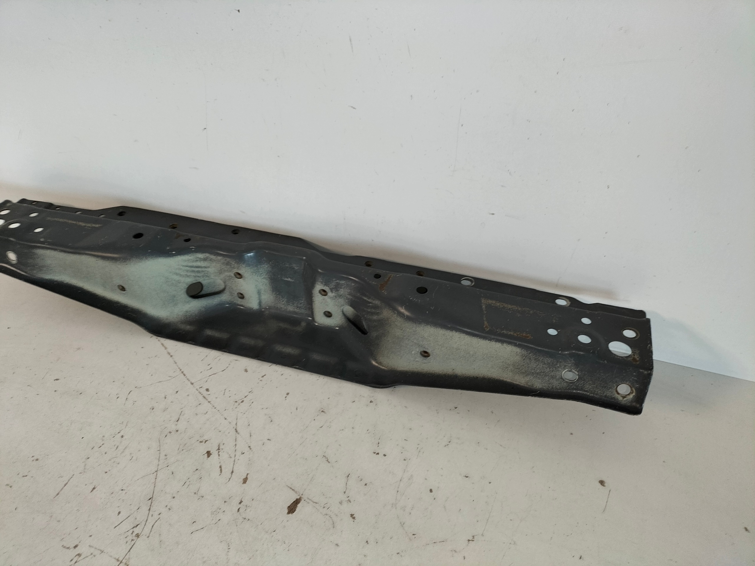 support panel for radiators upper pillar iron SUZUKI GRAND VITARA II 05-18