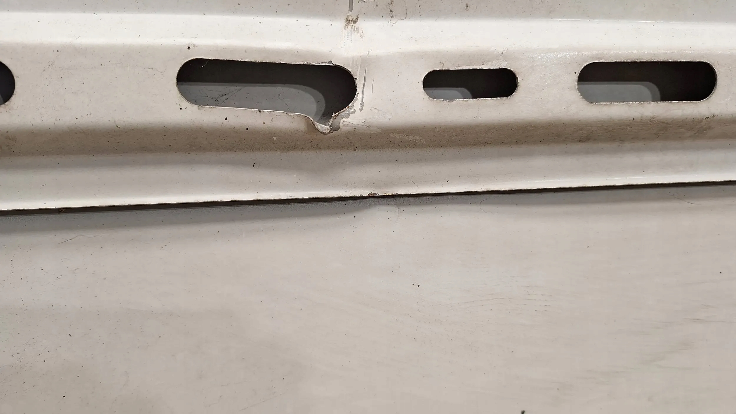 CAPOT AVANT VW CADDY TOURAN ET 03