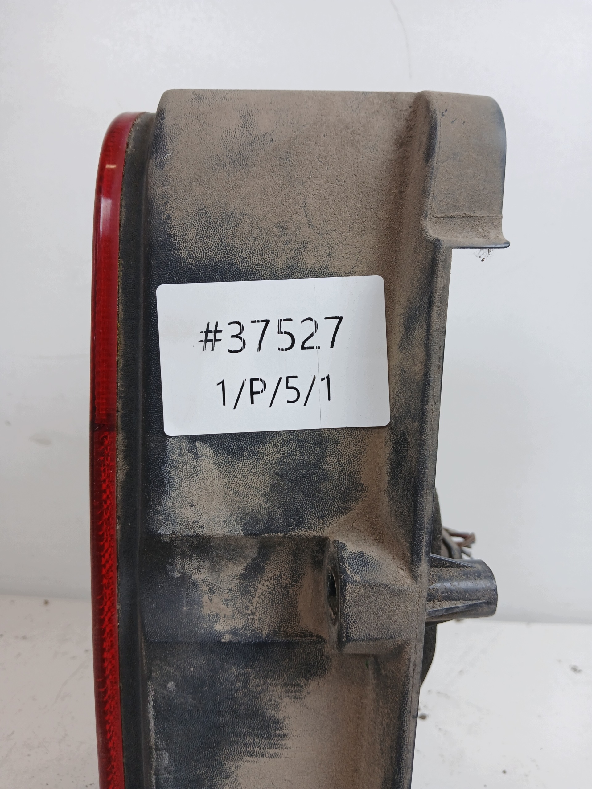 CITROEN BERLINGO and light left rear part
