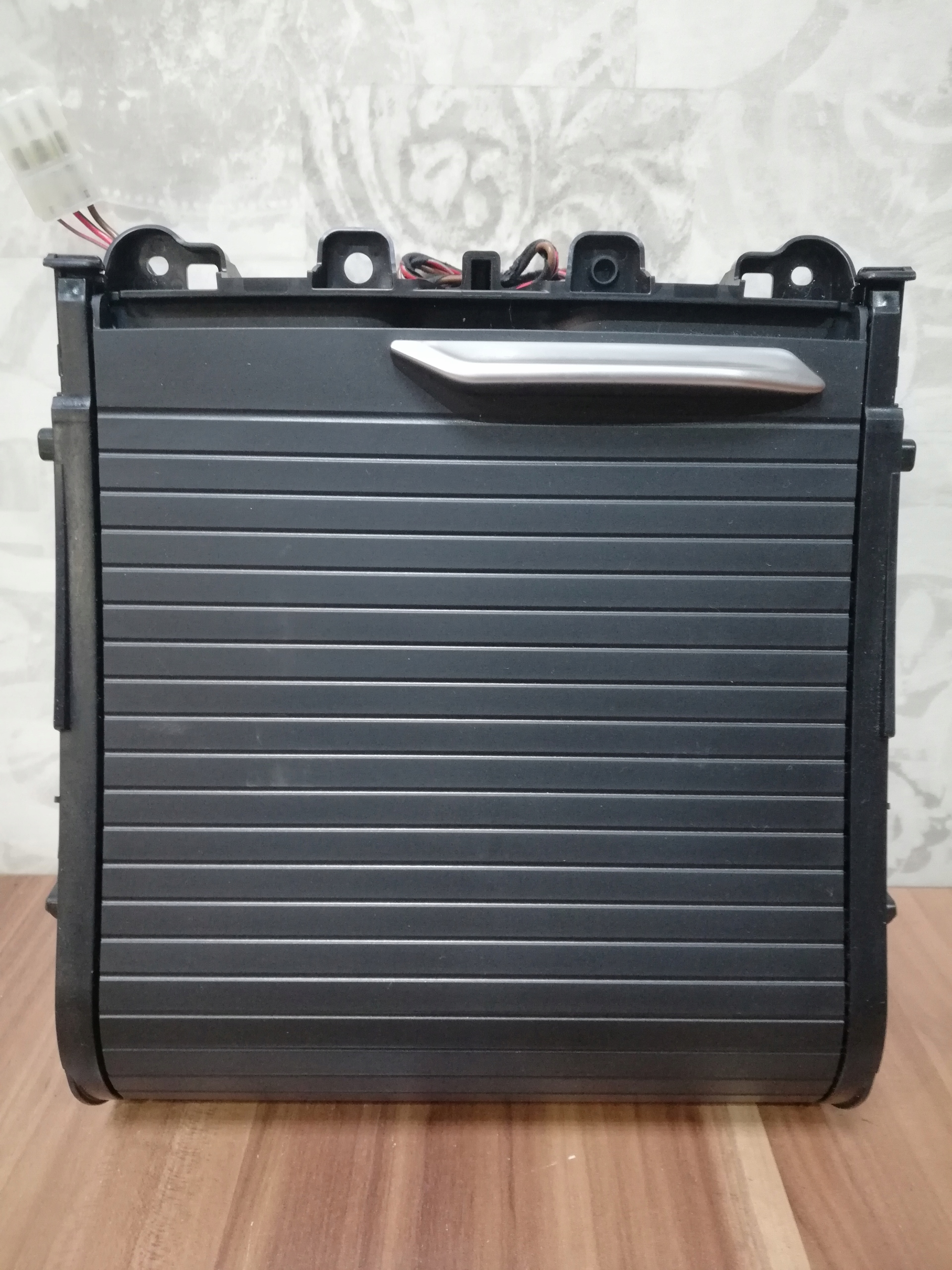 Ящик для хранения центральный туннель BMW X3 G01 KPL