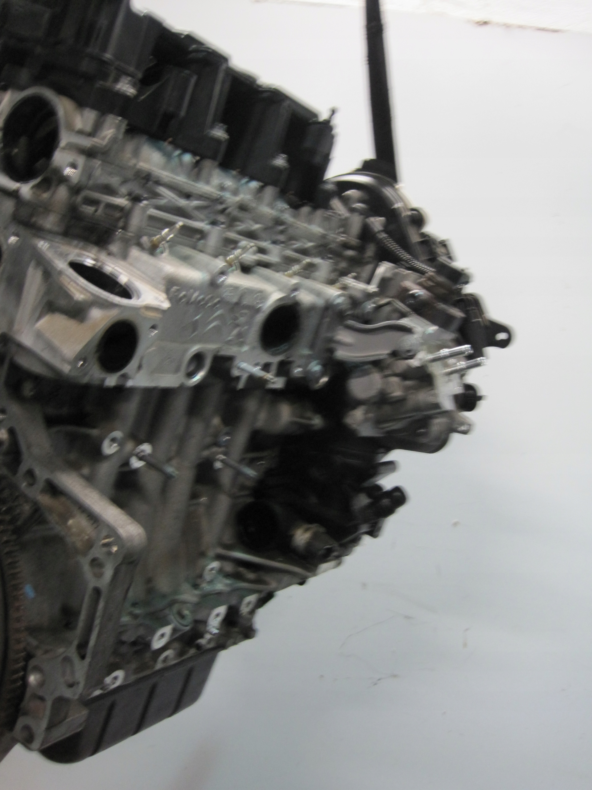 engine motor CITROEN PEUGEOT 1.5 HDI YH01 10Q3DP