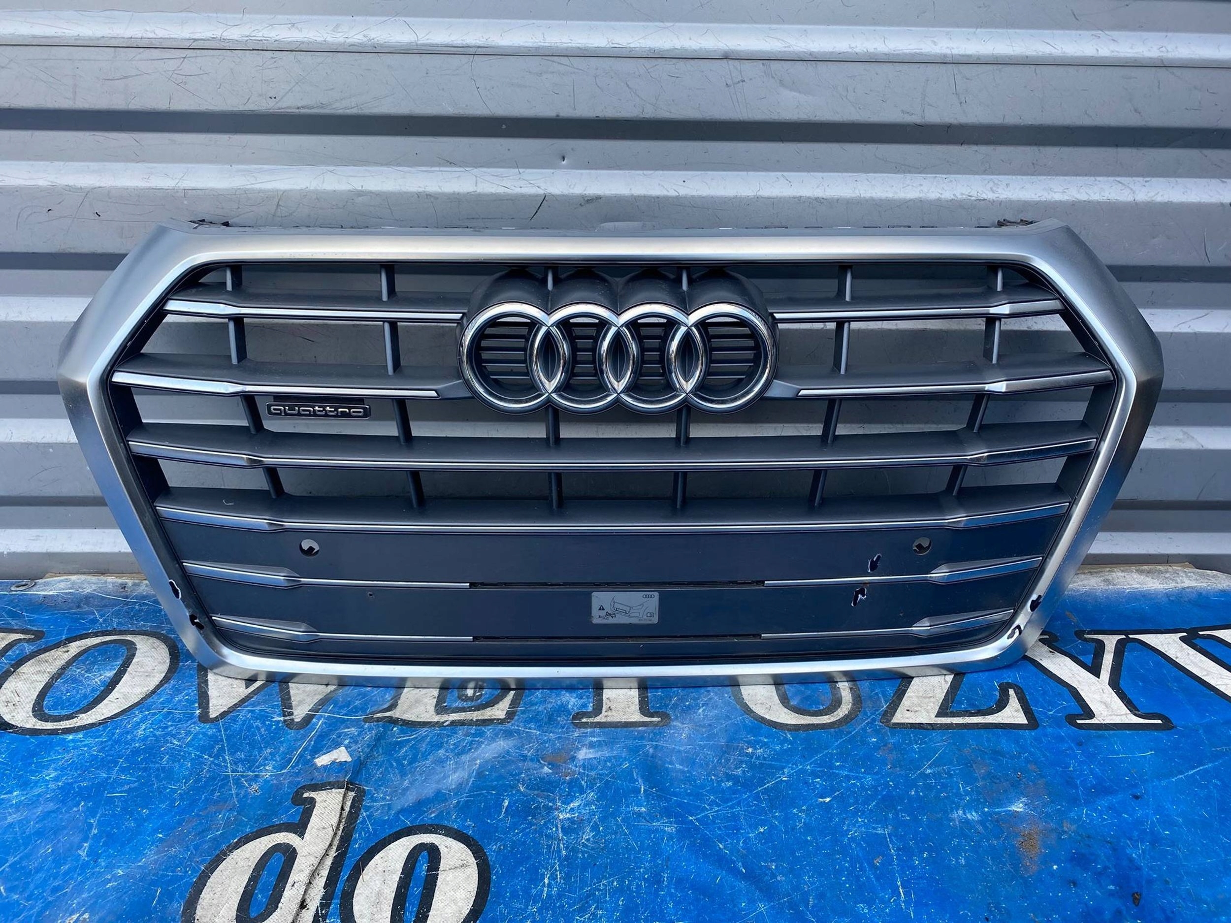 Audi Q5 Kühlergrill FRONTGRILL Kühlergitter 80A853651D - Thumbnail 1