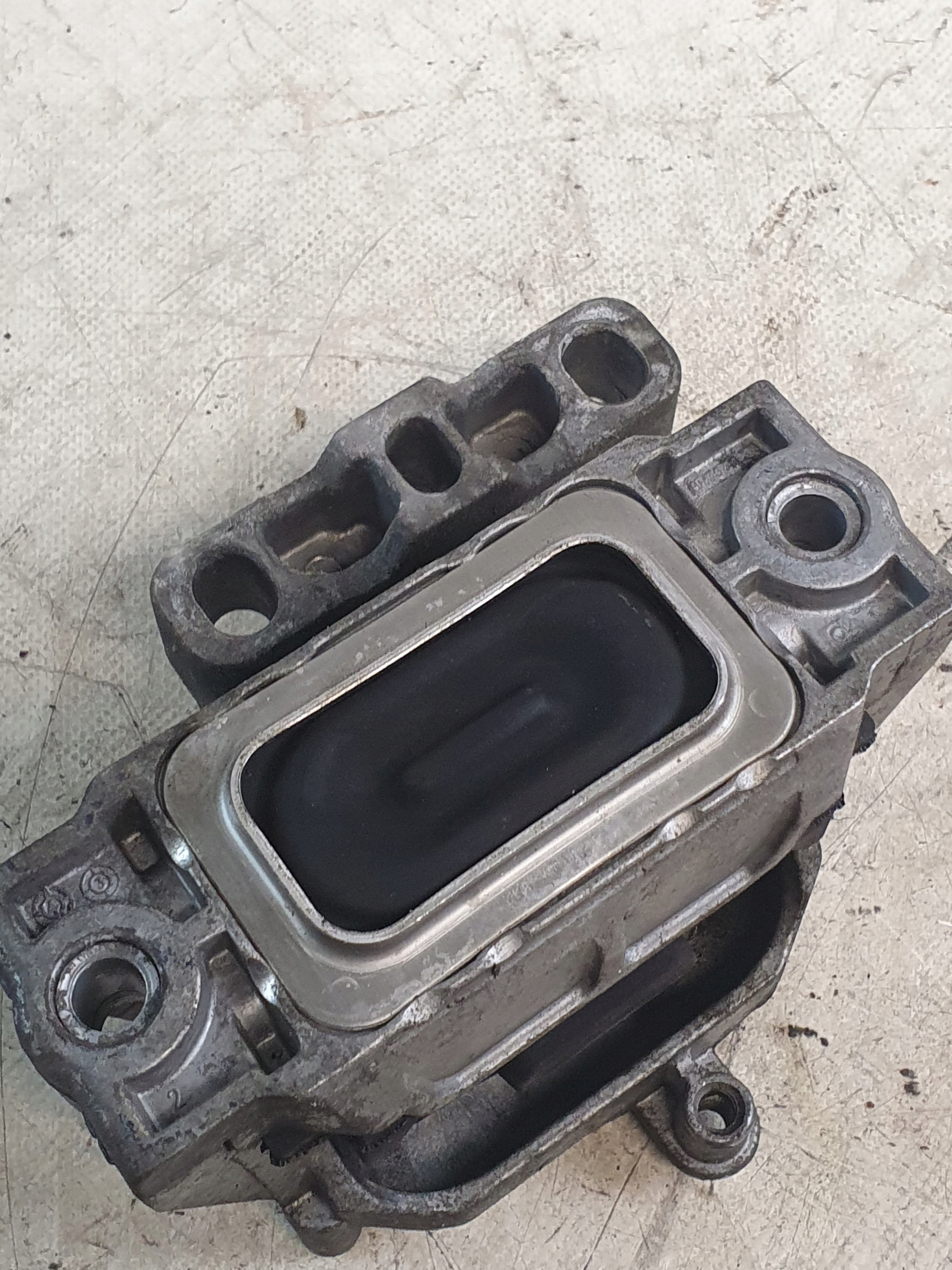 holder engine mount OE 1K0199262AL SEAT TOLEDO III 1.6B 05r.