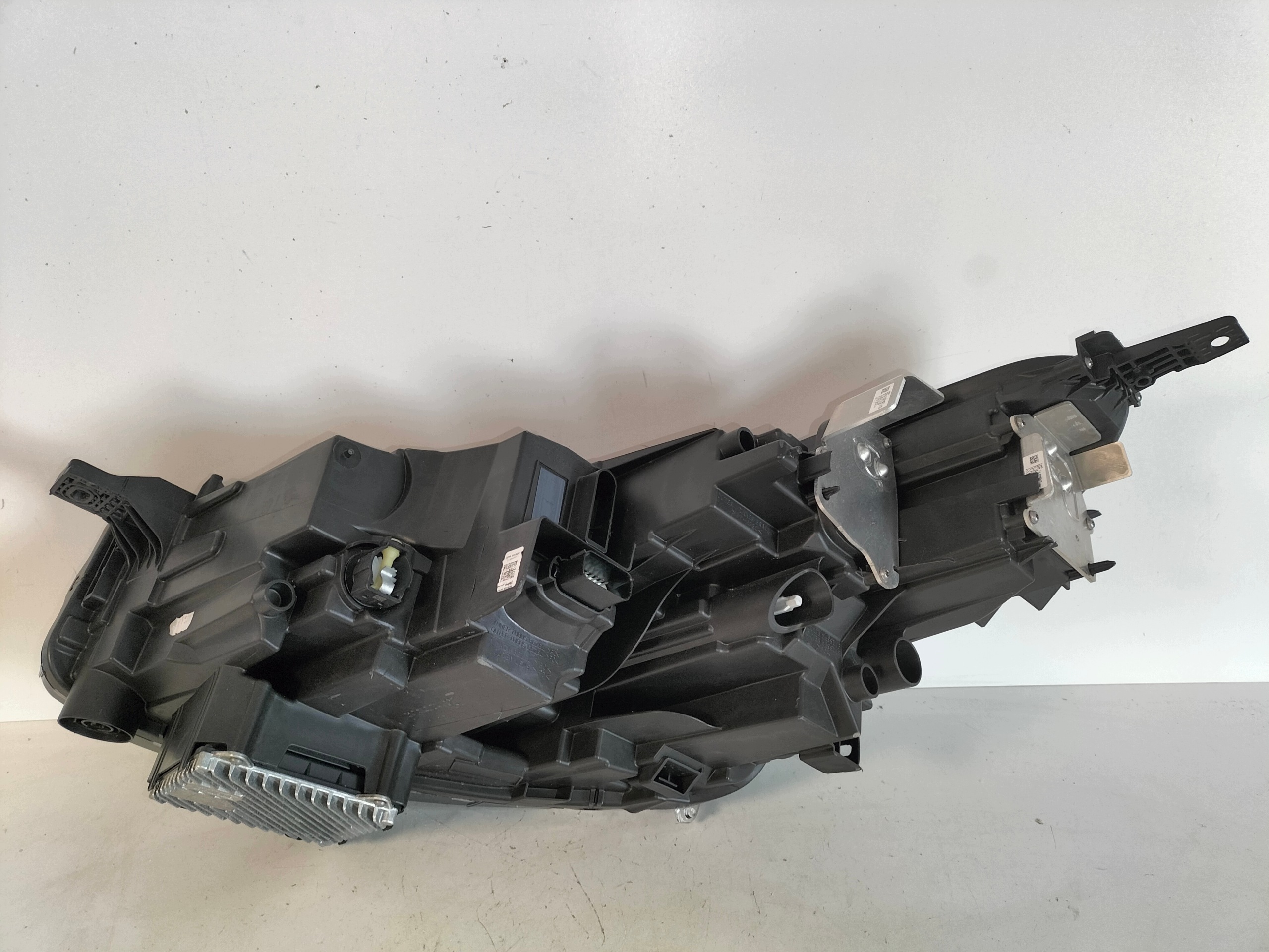 light front reflektor right FORD KUGA MK3 III LIFT 24- FULL LED