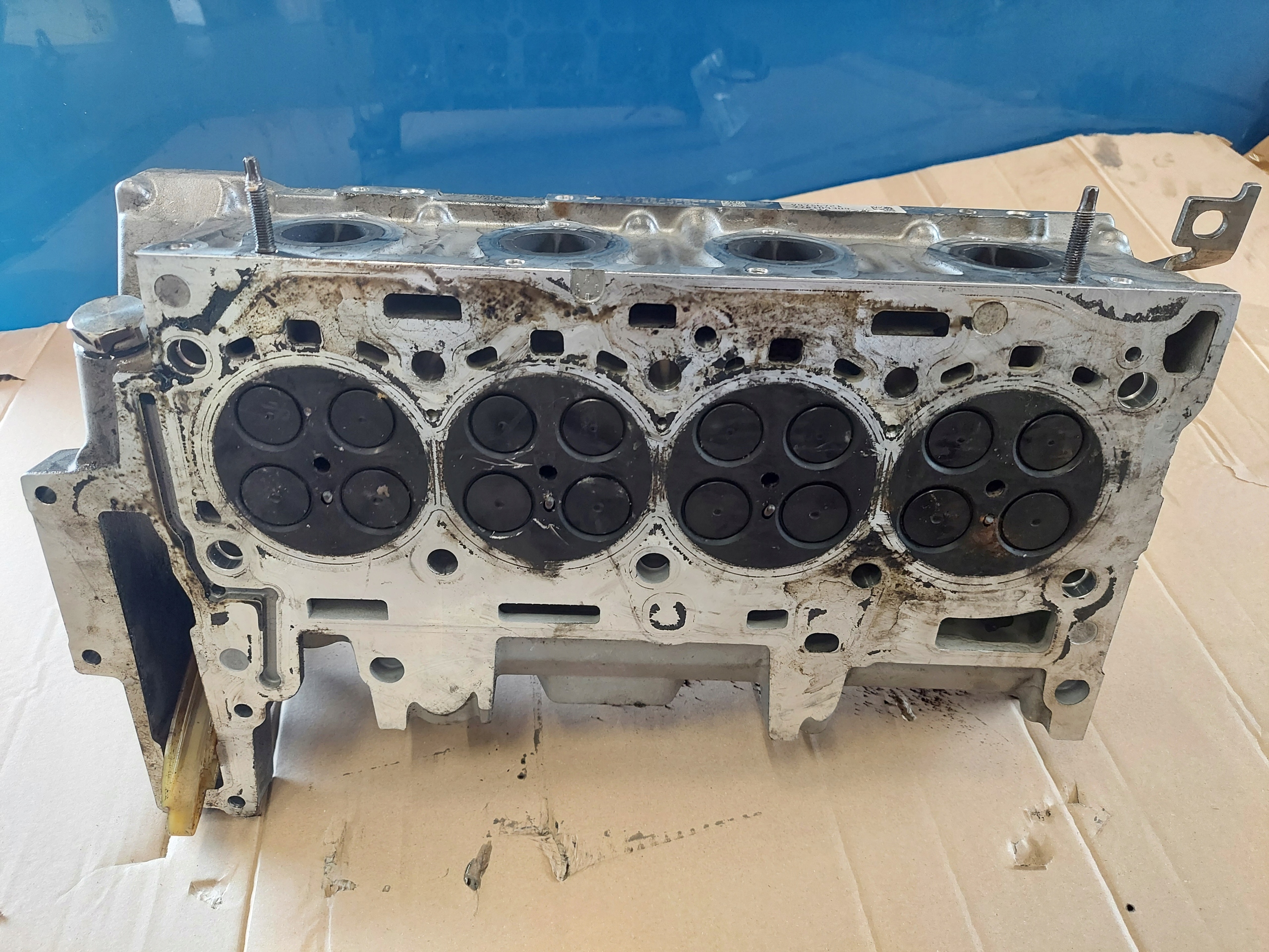 head. BMW 1 120D N47 2.0 TD 779767606