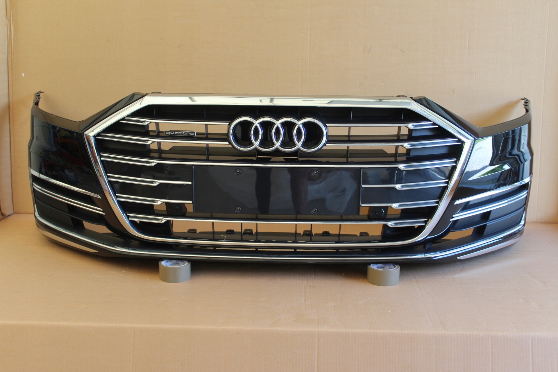 Бампер перед передній Audi A8 D5n Ly9t