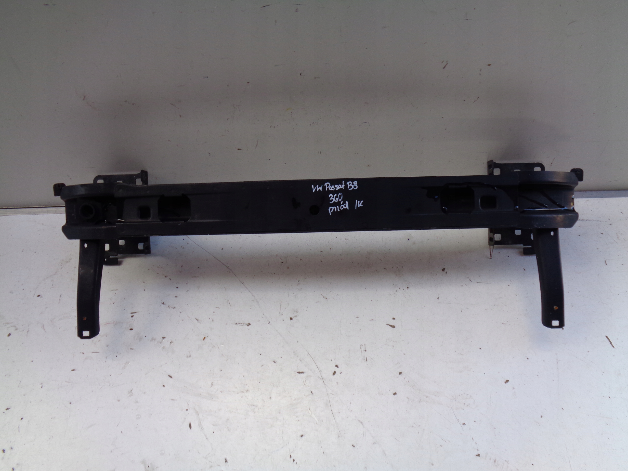pillar bumper support front VW PASSAT B8 3G 3G0 14