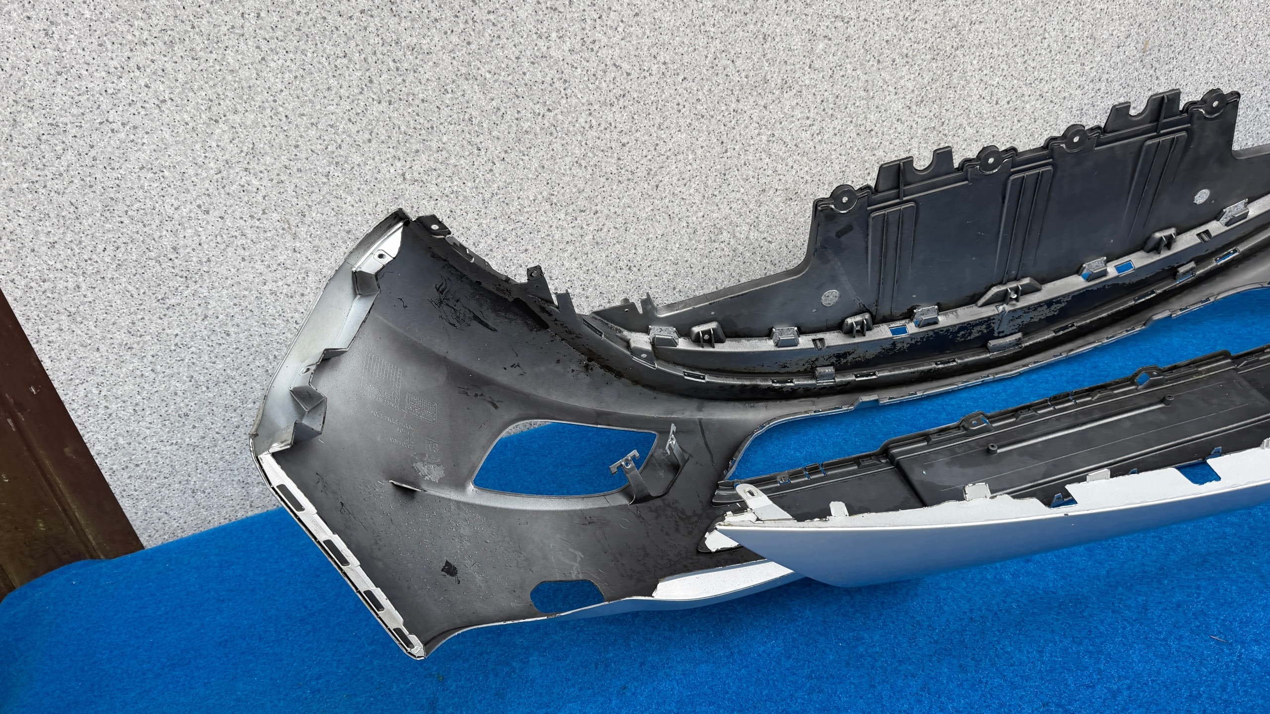 OPEL ASTRA 4 IV J 09-12 ROK bumper front below washers 13264403 CA120