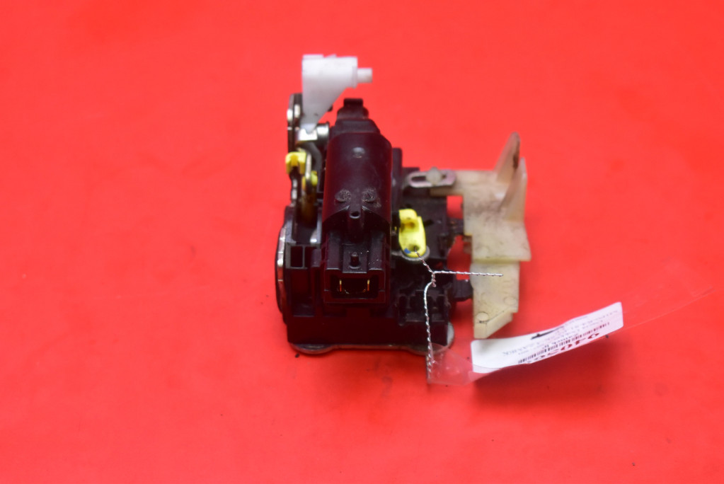 lock door left front front EU DACIA DOKKER 1 and LIFT 17-21