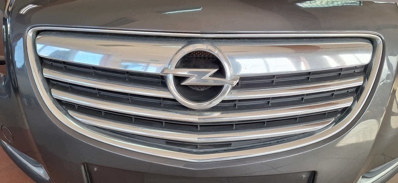 front bumper OPEL INSIGNIA A KOD LAK Z177