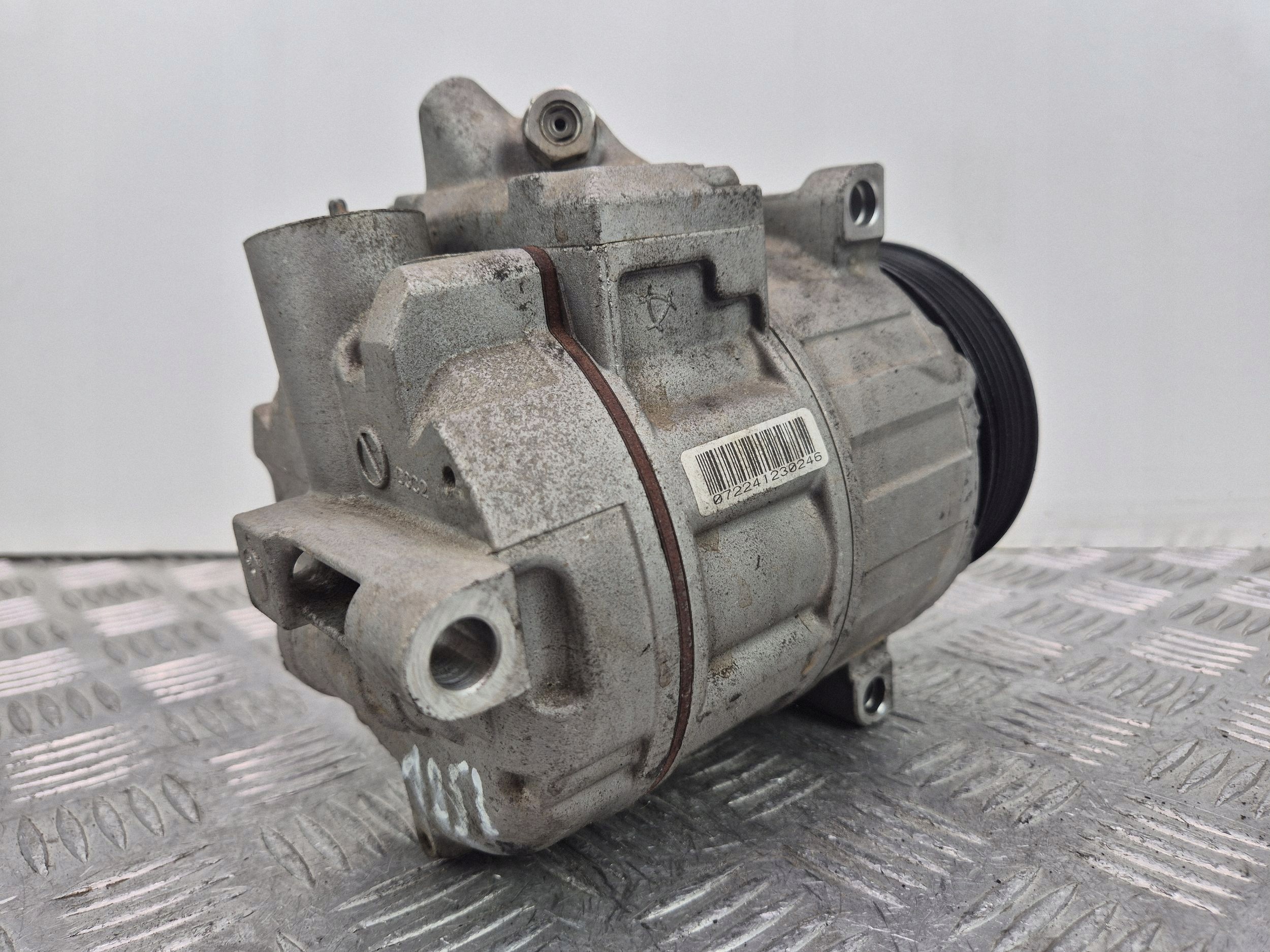 Mercedes C250 CGI S204 Klimakompressor klimaanlage A0022304511