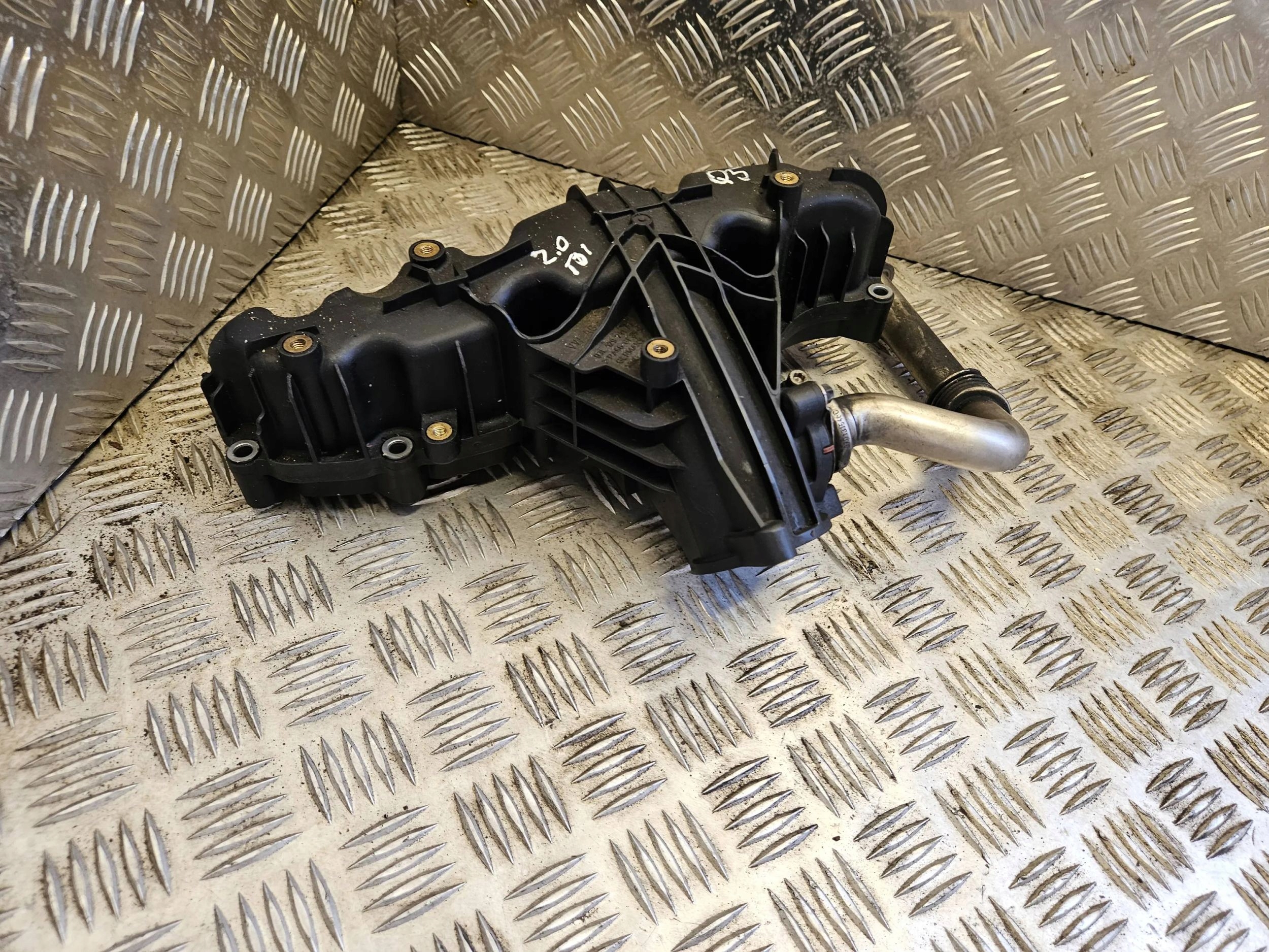 Audi Q5 SQ5 2011 коллектор Впускный