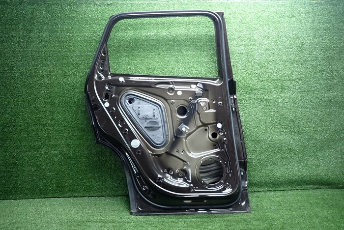 SEAT ATECA KAROQ 16- door left rear. rear part