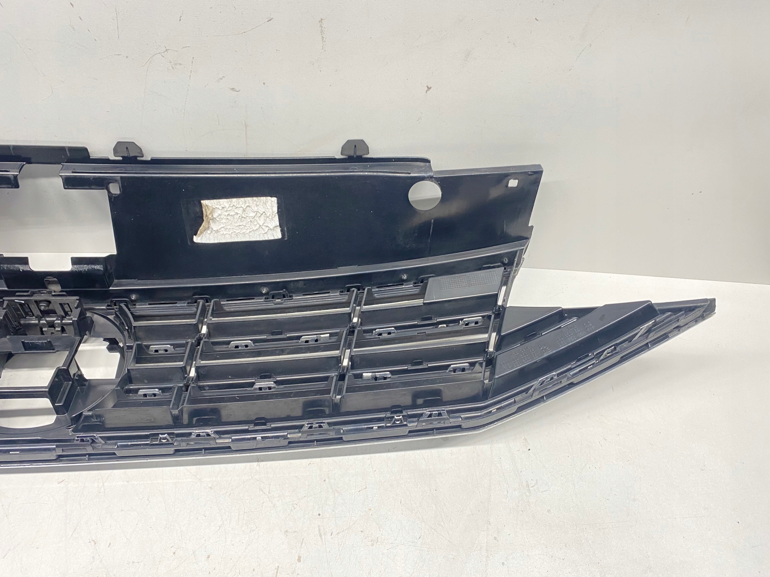 VW Passat B8 Kühlergrill FRONTGRILL Kühlergitter 3G0853653NP - Thumbnail 6