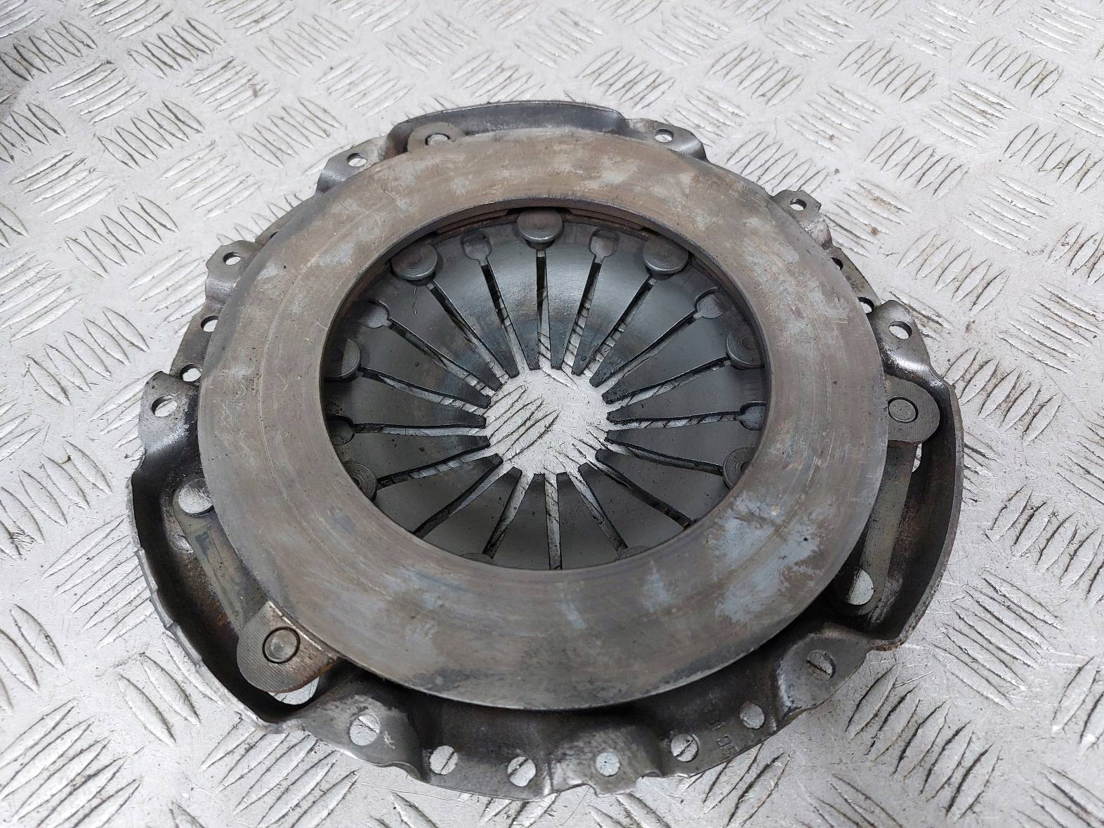 Embrayage Disque + de pression VOLKSWAGEN TRANSPORTER T4 322014711