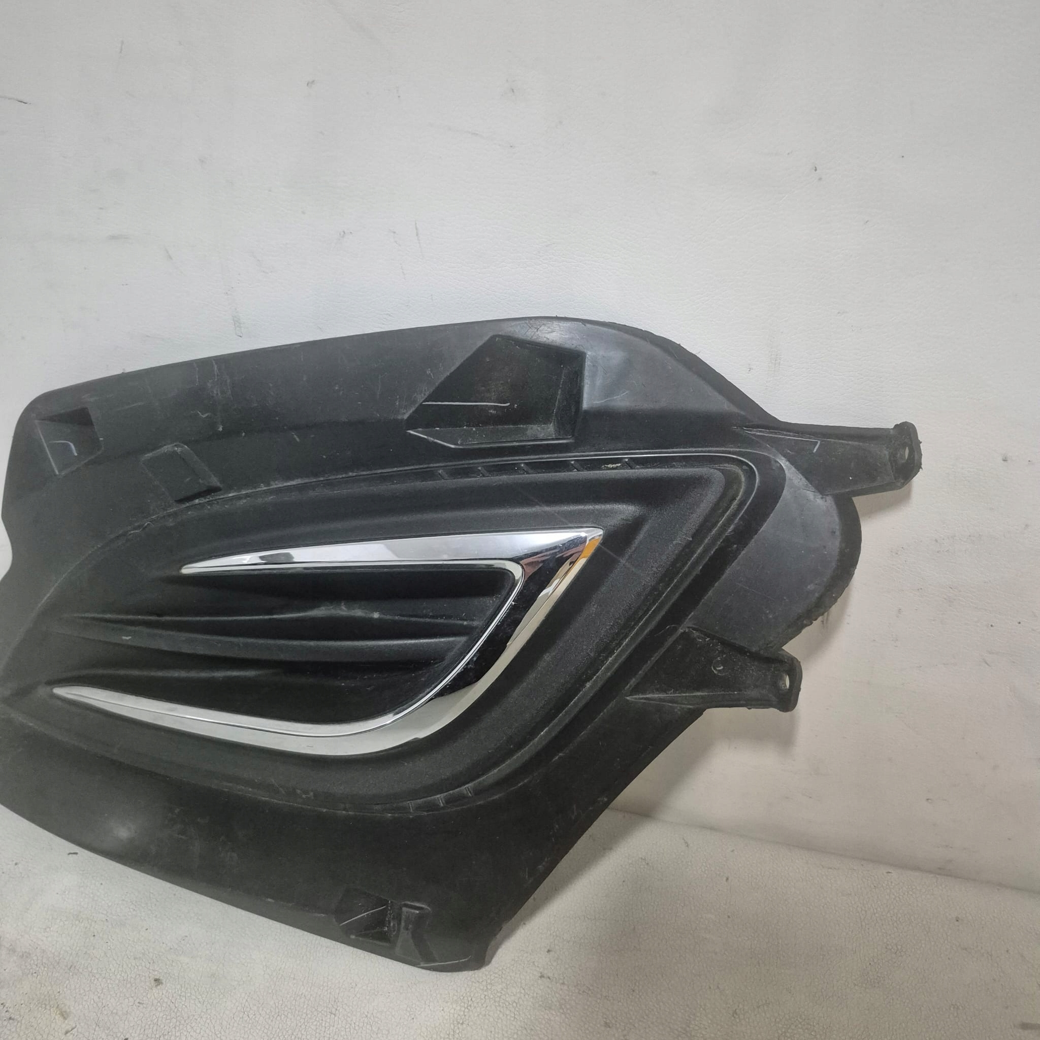 HYUNDAI I20 e 1 LIFT 12-14 griglia Paraurti sinistra