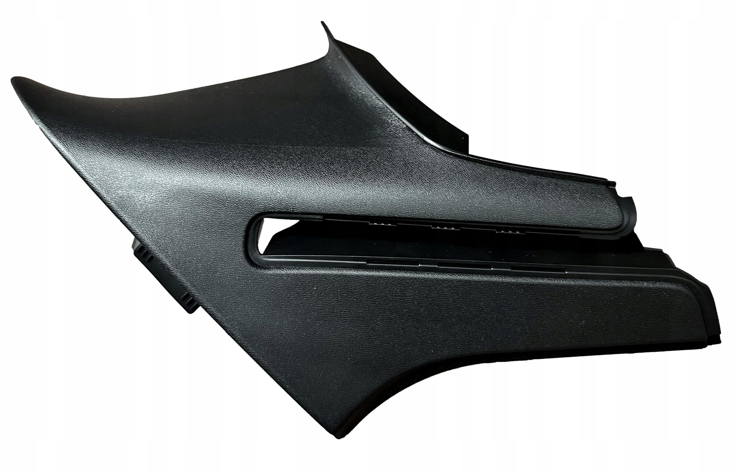 Volvo XC60 II panel zadní kryt levý sloupek D Oe 31426891