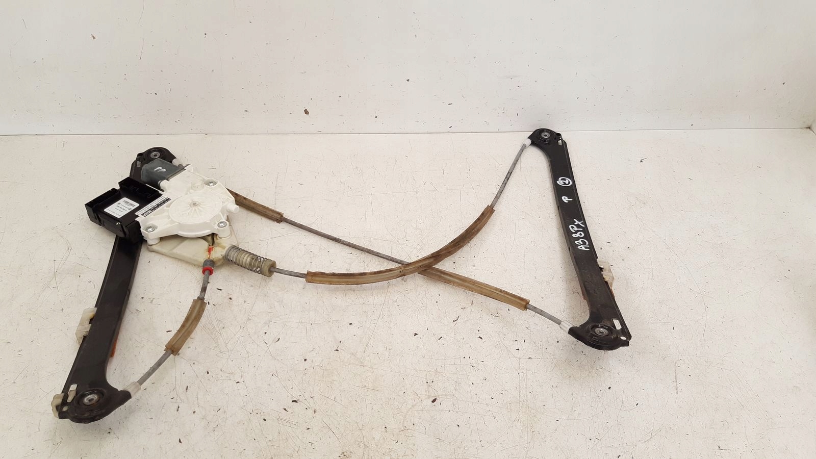 window regulator right front Audi A3 8P 1,6 SR MPI