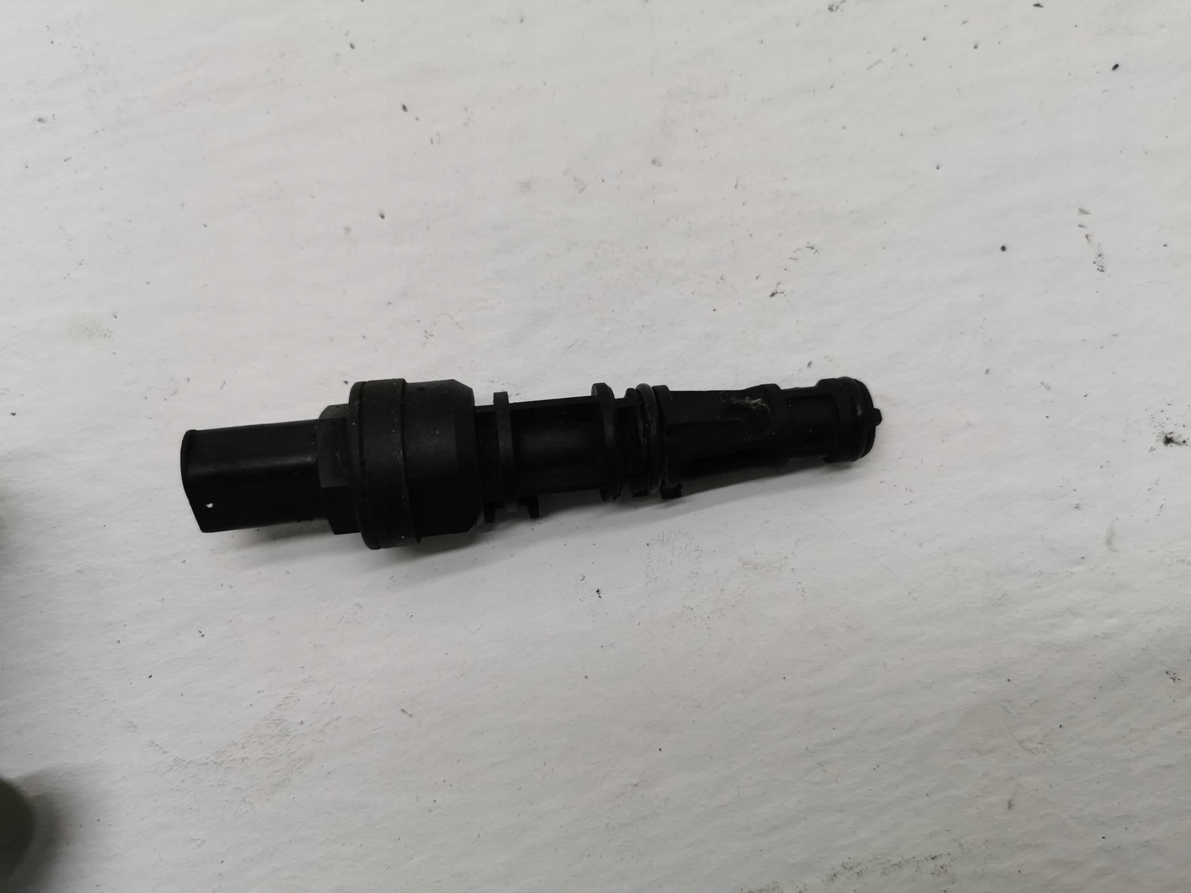 Sensor PREDKOSCI RENAULT CLIO II 7700418919 1.4