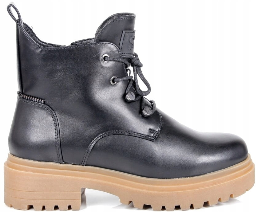 Dámské Kotníkové Boty Na Traperové Podrážce, Černé