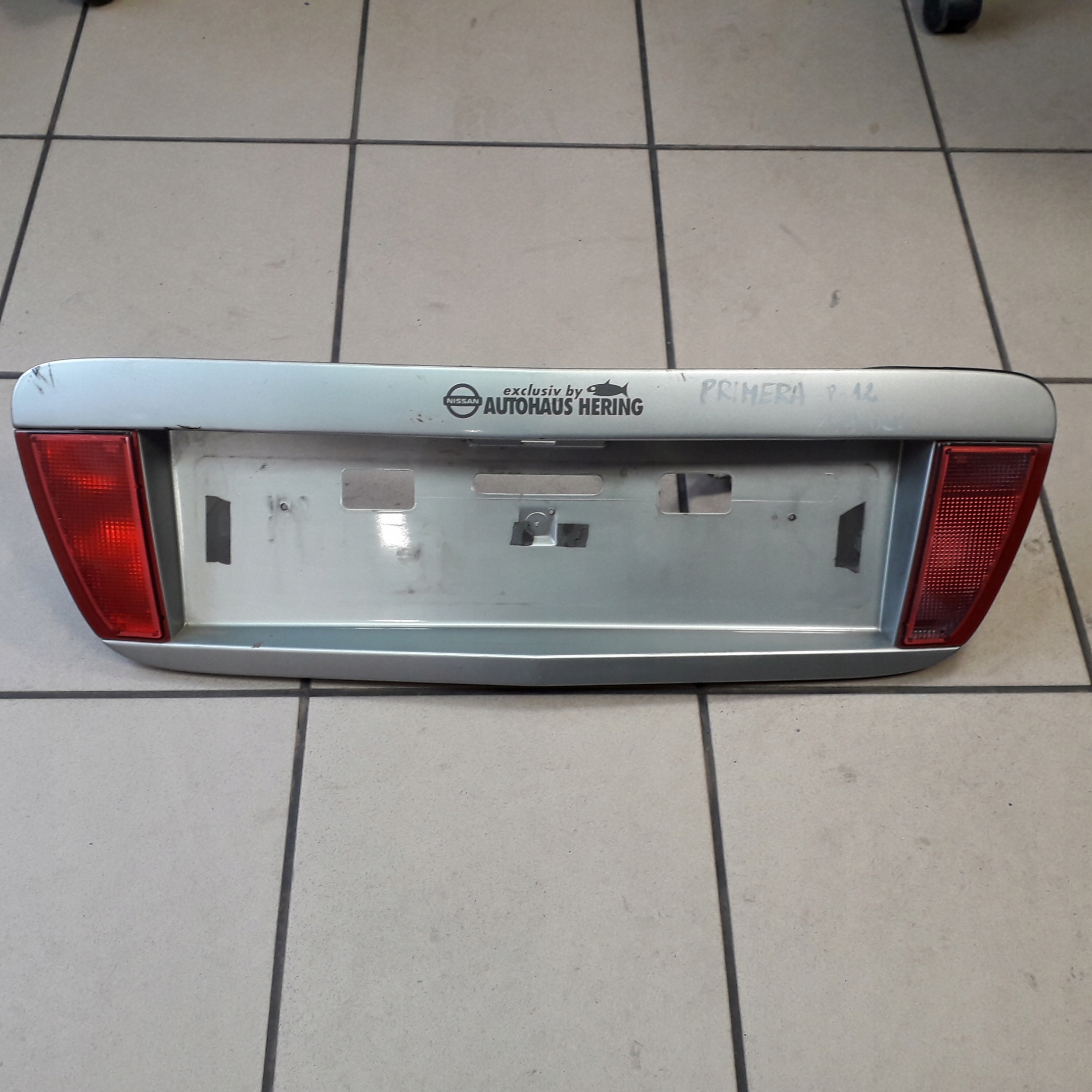 NISSAN PRIMERA P12 KOMBI 02-05 BLENDA KLAPY TYLNEJ